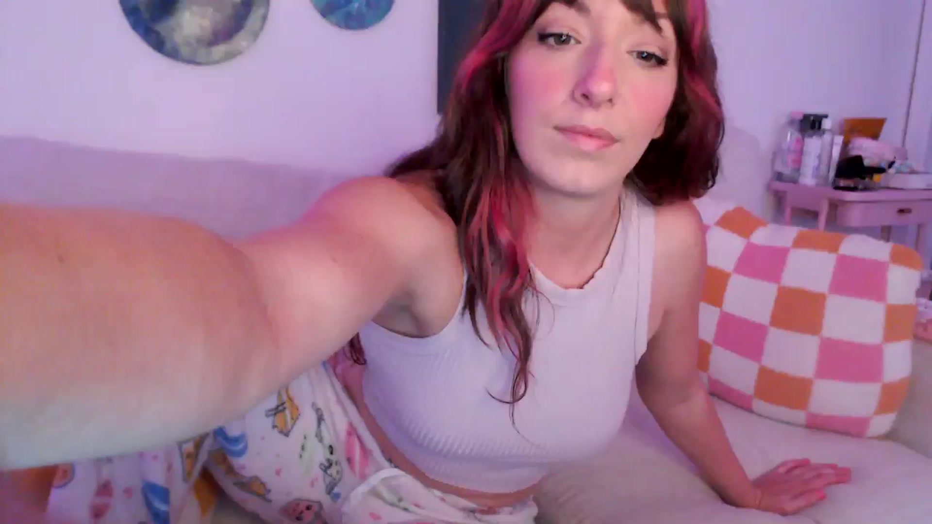 Gallery image thumbnail from AnnaFaux's myfreecams stream on, 03/22/2025, 18:21 image 2 of 20