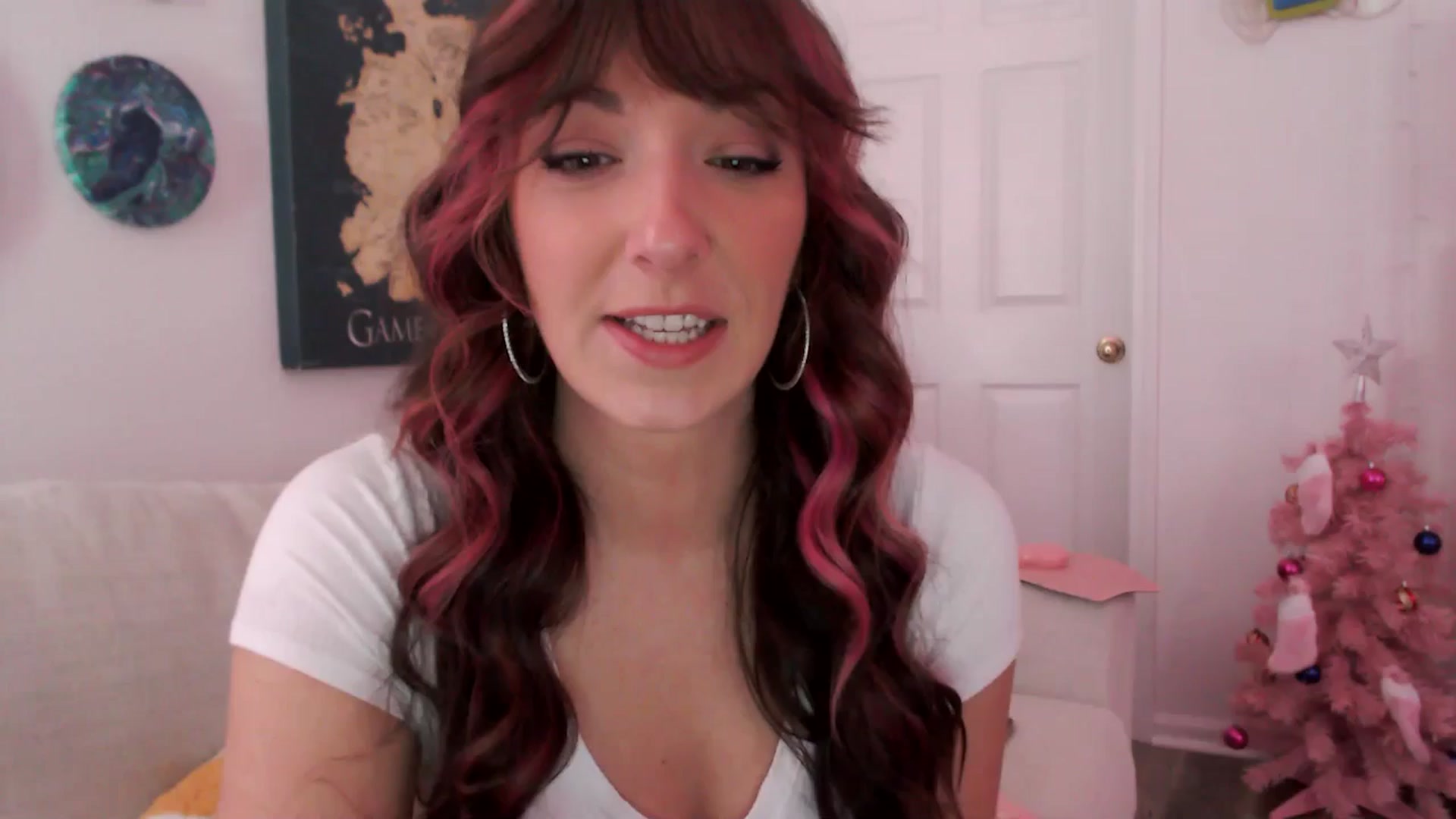 Gallery image thumbnail from AnnaFaux's myfreecams stream on, 03/23/2025, 18:12 image 1 of 20