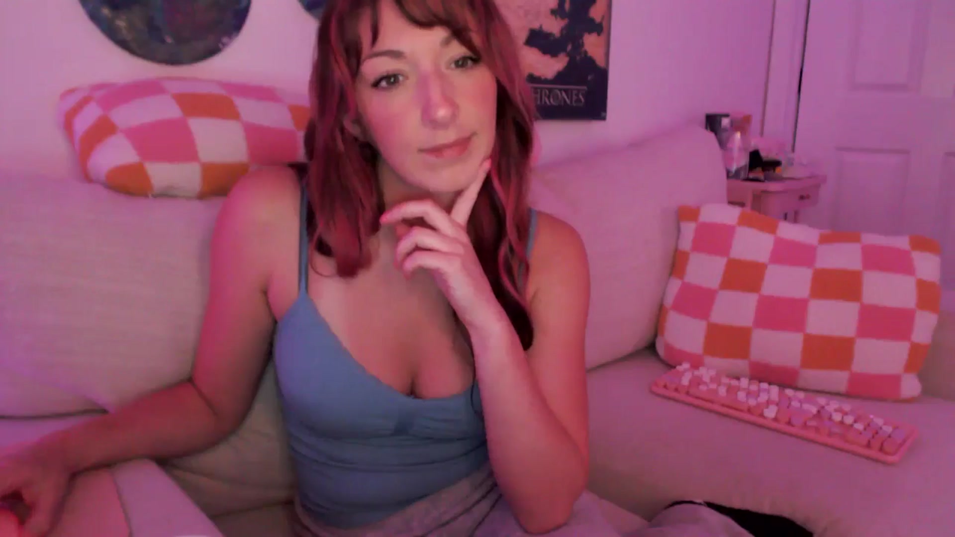 Gallery image thumbnail from AnnaFaux's myfreecams stream on, 03/25/2025, 24:33 image 13 of 20