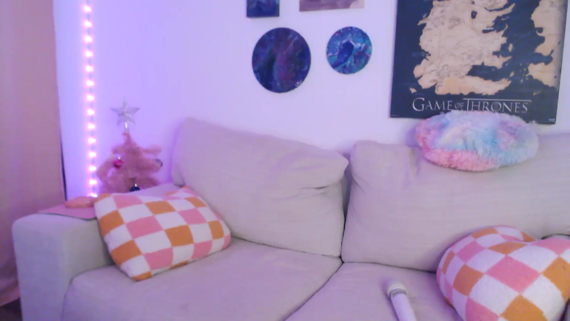 Gallery image thumbnail from AnnaFaux's myfreecams stream on, 03/27/2025, 01:09 image 13 of 20
