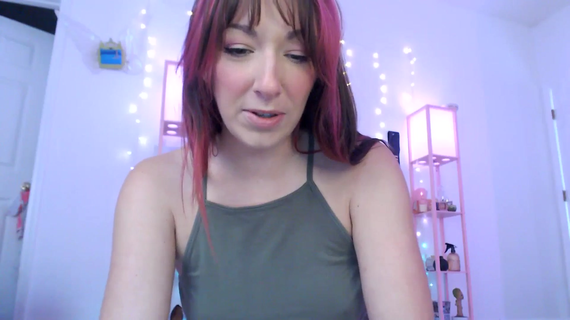Gallery image thumbnail from AnnaFaux's myfreecams stream on, 03/30/2025, 17:05 image 15 of 20