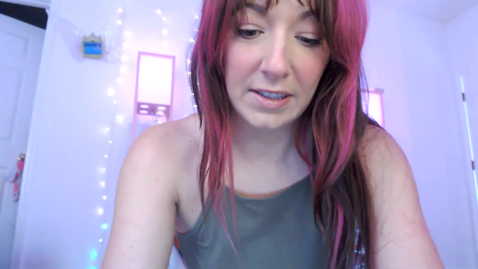 Gallery image thumbnail from AnnaFaux's myfreecams stream on, 03/30/2025, 17:05 image 16 of 20