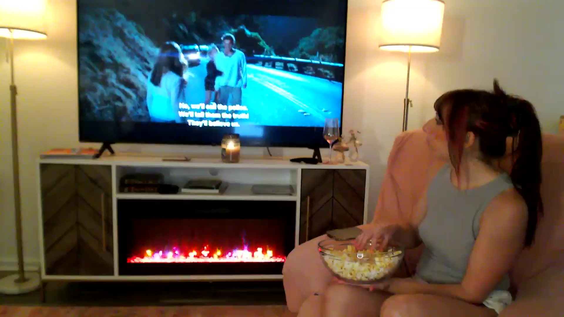Gallery image thumbnail from AnnaFaux's myfreecams stream on, 04/08/2025, 24:02 image 15 of 20