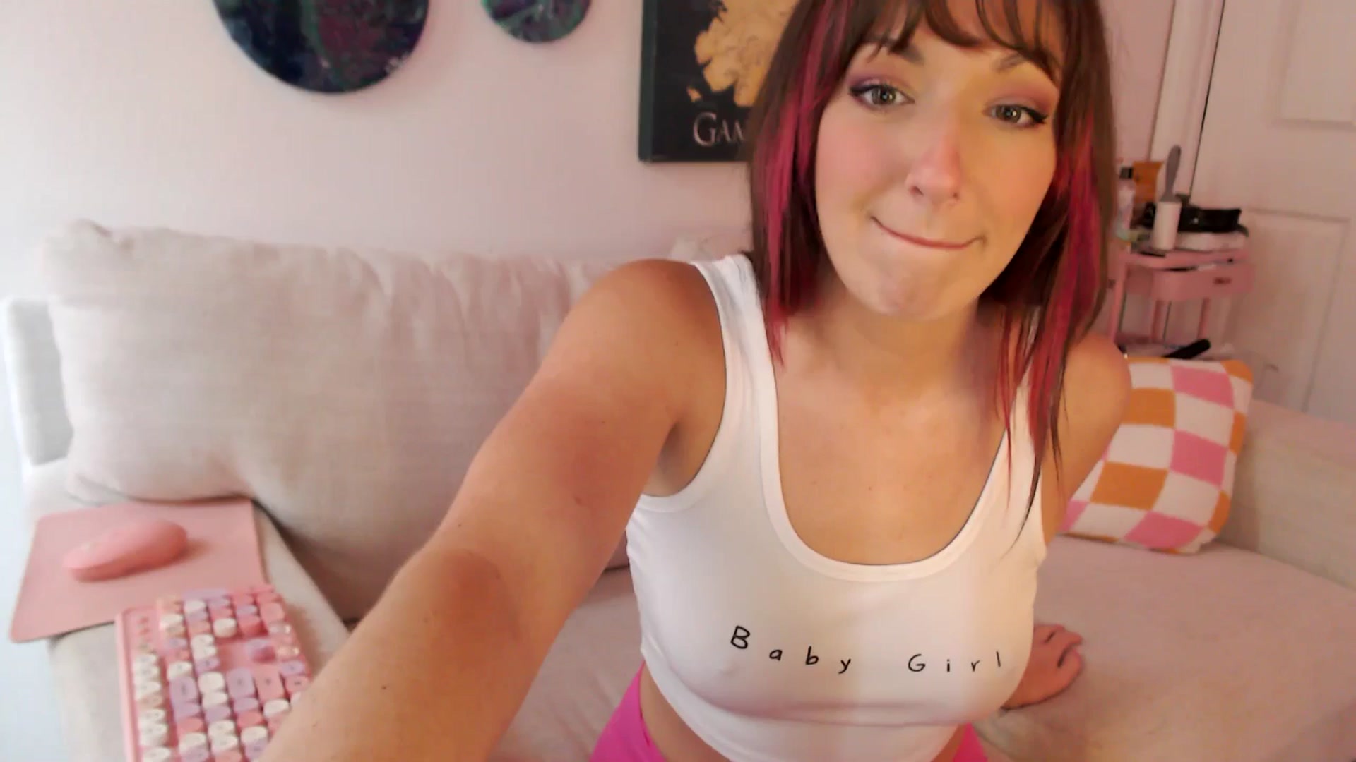 Gallery image thumbnail from AnnaFaux's myfreecams stream on, 04/11/2025, 17:27 image 14 of 20