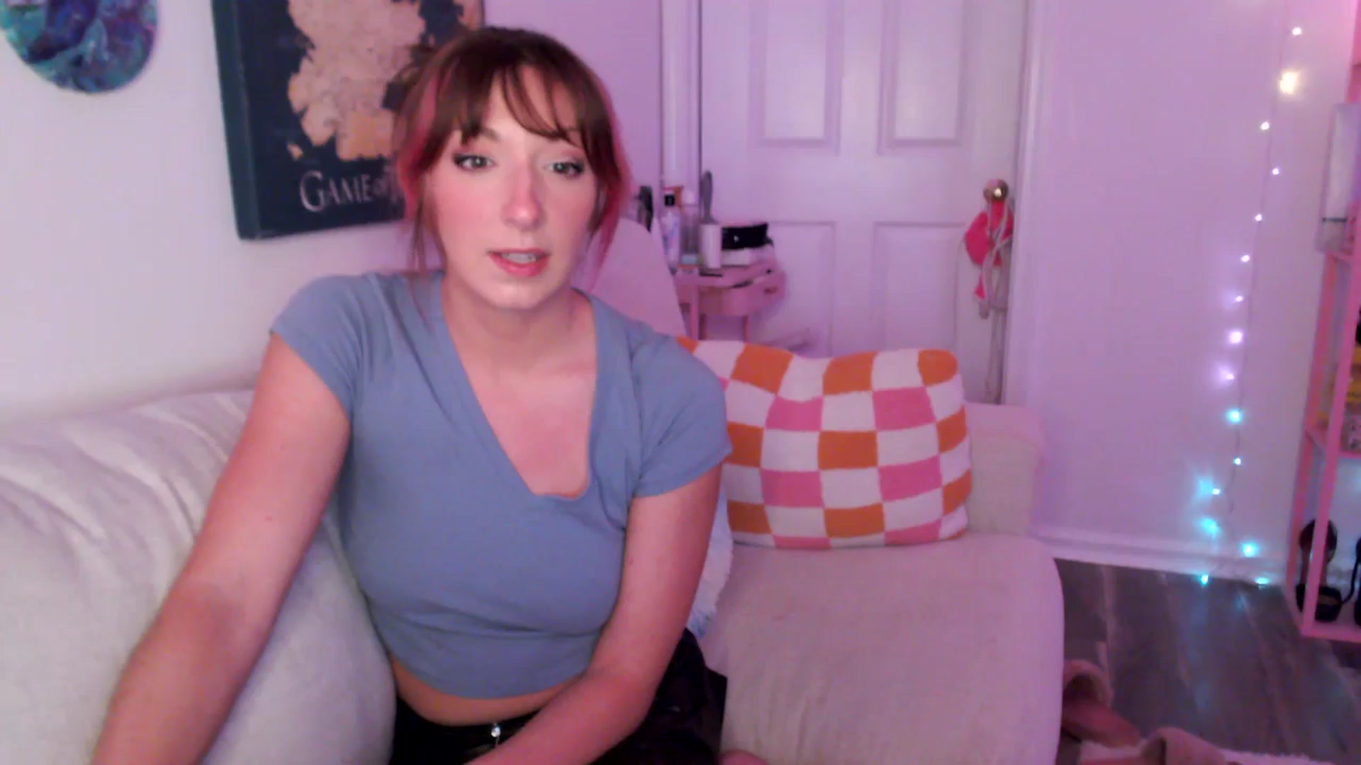 Gallery image thumbnail from AnnaFaux's myfreecams stream on, 04/17/2025, 24:02 image 9 of 20