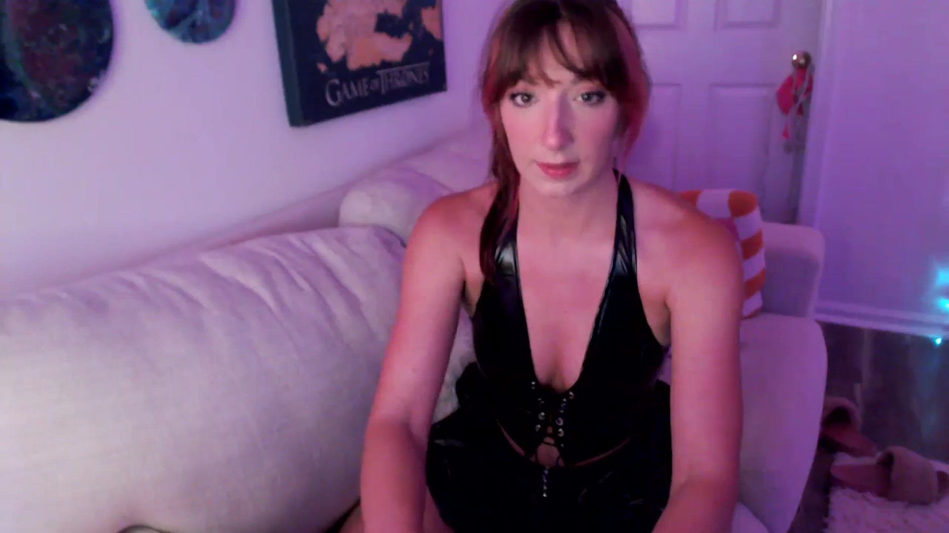 Gallery image thumbnail from AnnaFaux's myfreecams stream on, 04/17/2025, 24:02 image 2 of 20