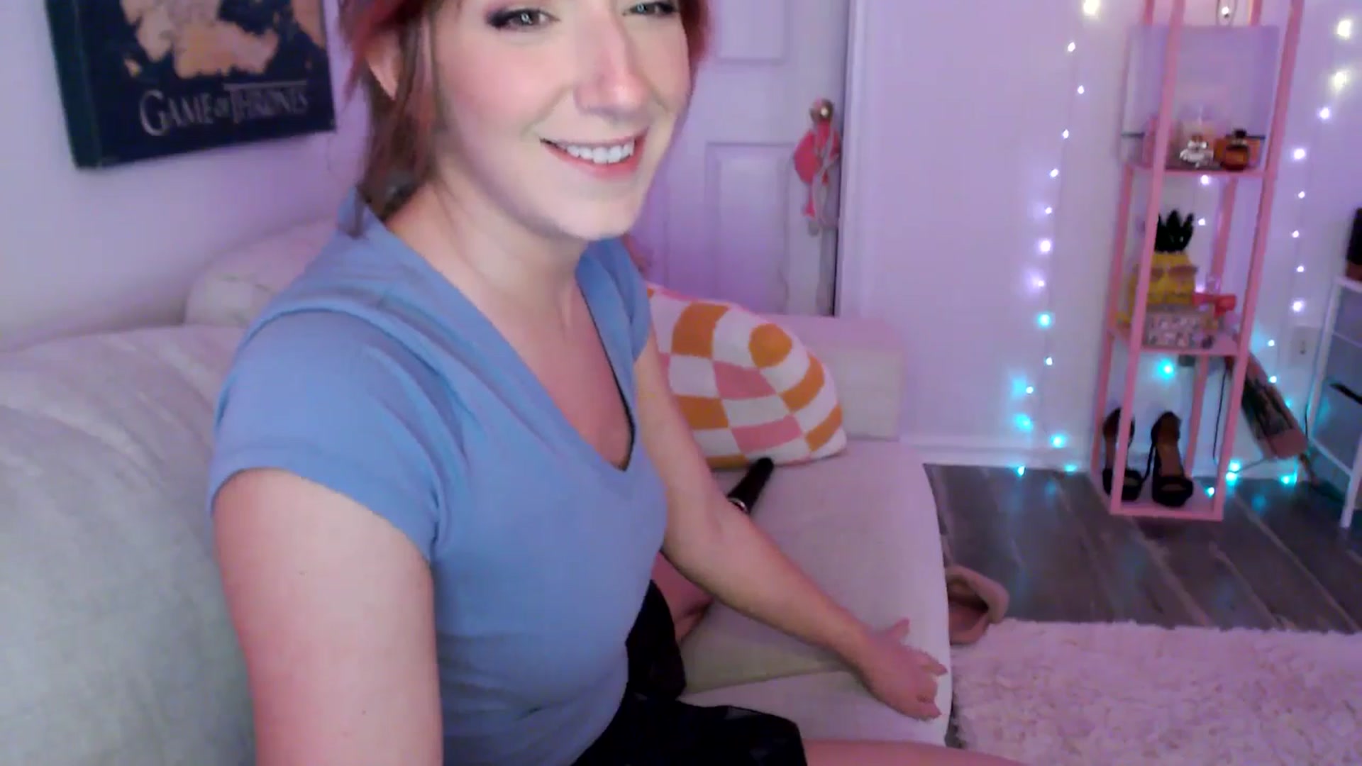Gallery image thumbnail from AnnaFaux's myfreecams stream on, 04/17/2025, 24:25 image 15 of 20