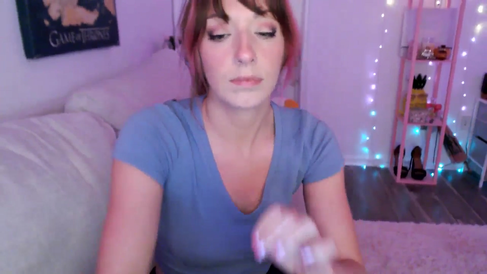 Gallery image thumbnail from AnnaFaux's myfreecams stream on, 04/17/2025, 24:25 image 19 of 20