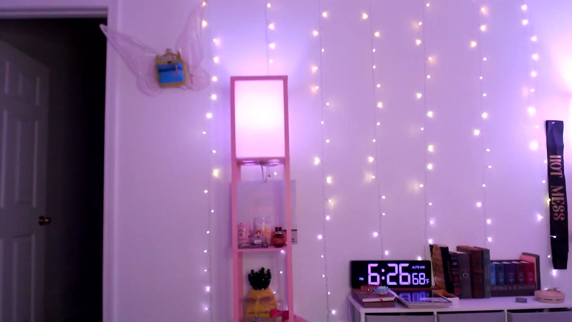 Gallery image thumbnail from AnnaFaux's myfreecams stream on, 04/28/2025, 23:43 image 3 of 20