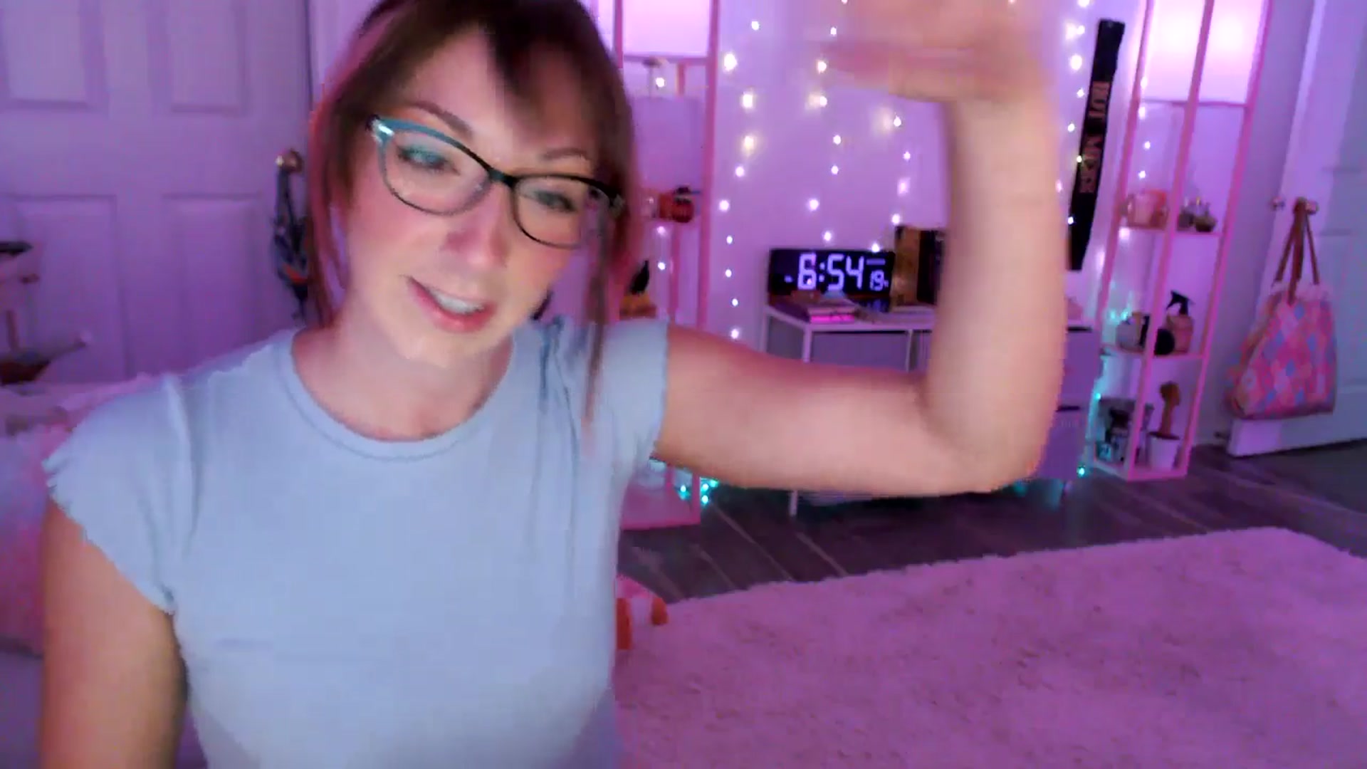 Gallery image thumbnail from AnnaFaux's myfreecams stream on, 05/13/2025, 24:05 image 9 of 20