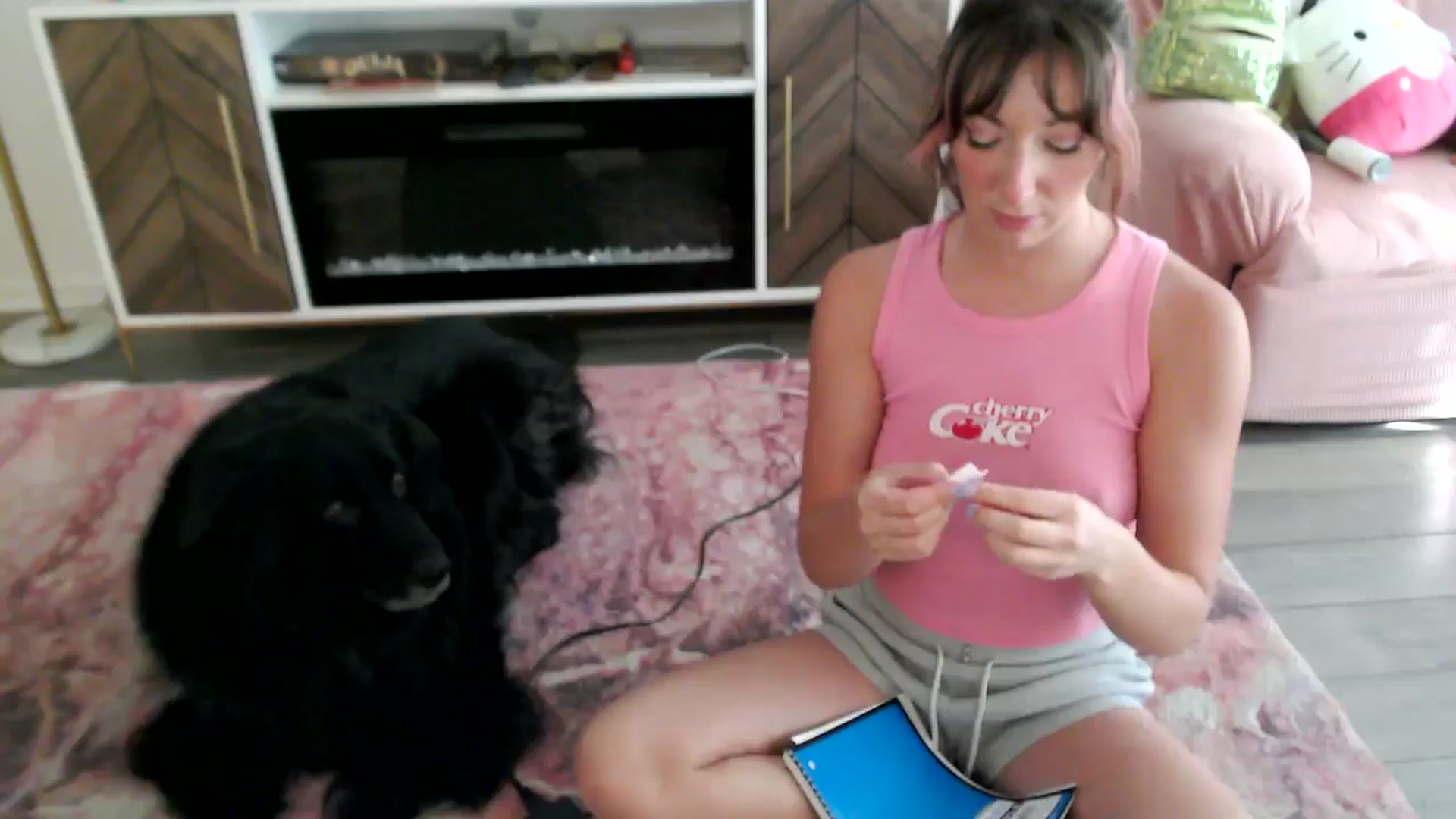 Gallery image thumbnail from AnnaFaux's myfreecams stream on, 05/19/2025, 22:31 image 19 of 20