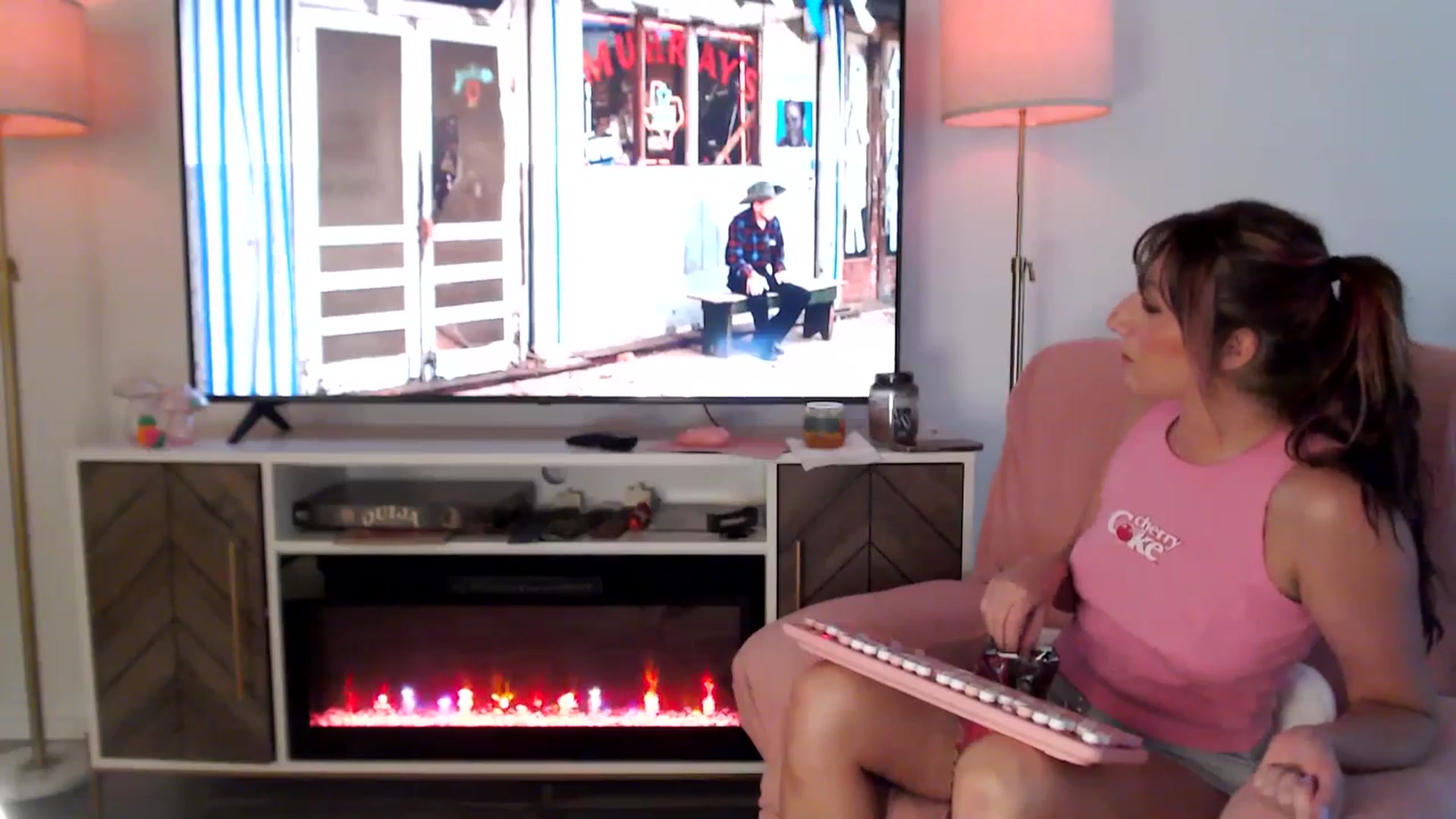 Gallery image thumbnail from AnnaFaux's myfreecams stream on, 05/19/2025, 23:53 image 13 of 20