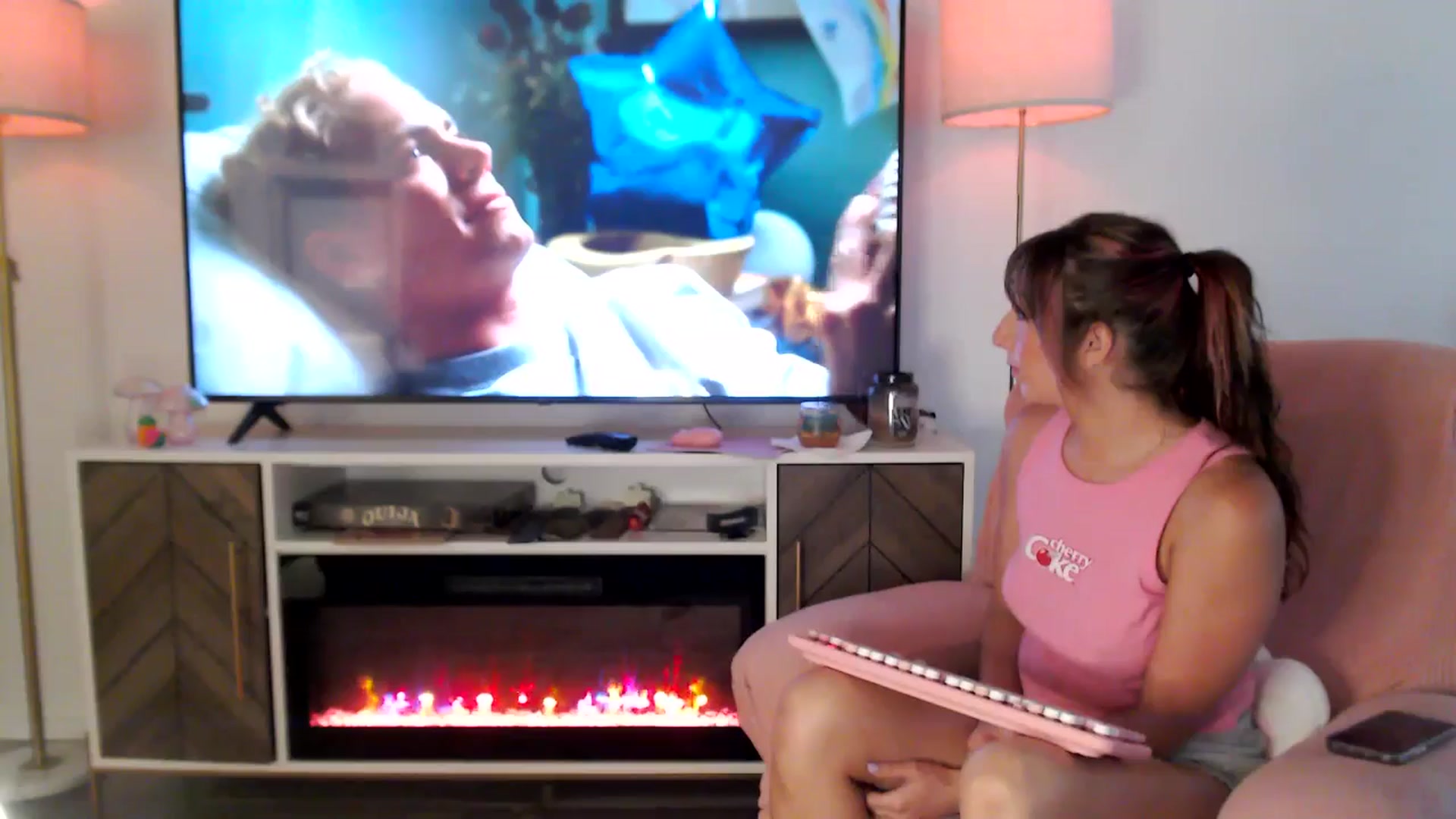 Gallery image thumbnail from AnnaFaux's myfreecams stream on, 05/19/2025, 23:53 image 15 of 20