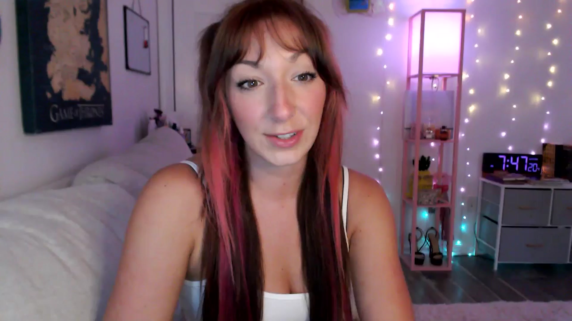 Gallery image thumbnail from AnnaFaux's myfreecams stream on, 05/24/2025, 24:44 image 1 of 20