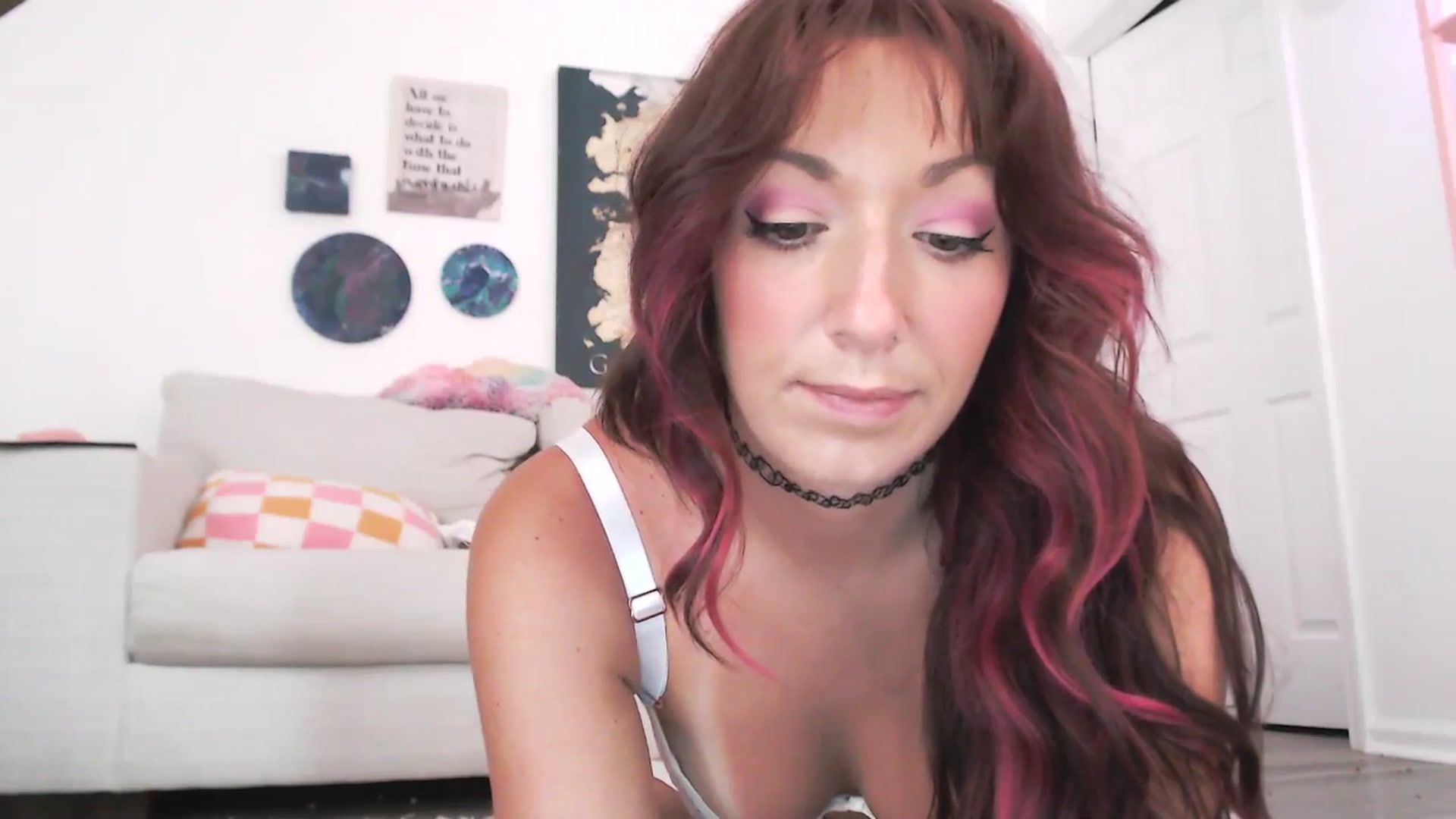 Gallery image thumbnail from AnnaFaux's myfreecams stream on, 05/31/2025, 20:43 image 15 of 20