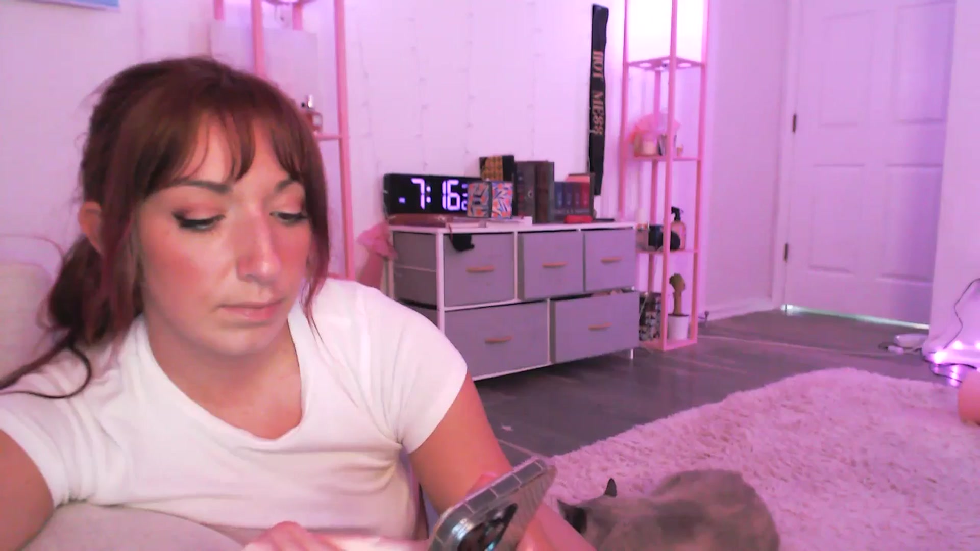 Gallery image thumbnail from AnnaFaux's myfreecams stream on, 06/11/2025, 24:25 image 10 of 20