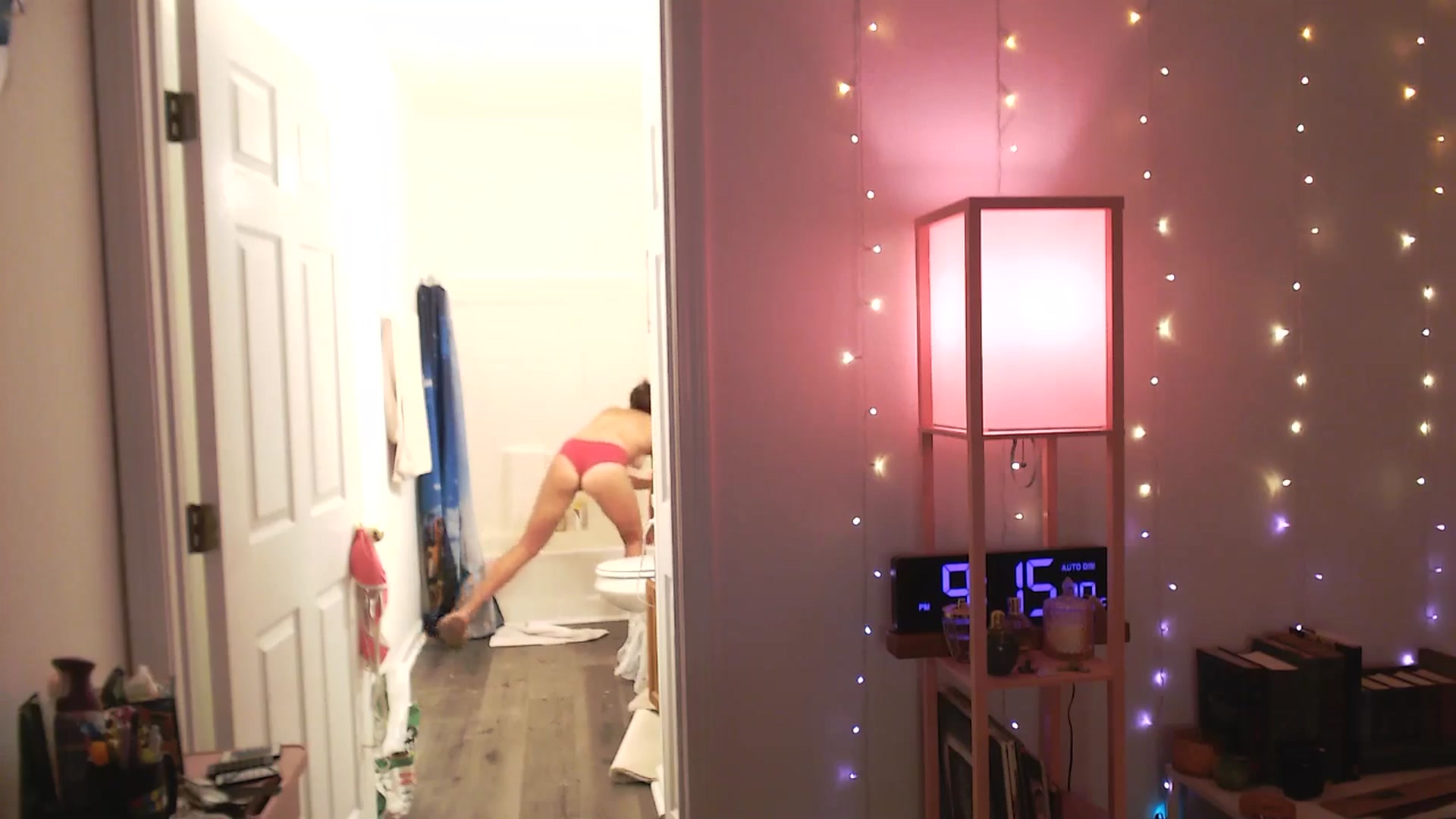 Gallery image thumbnail from AnnaFaux's myfreecams stream on, 06/25/2025, 01:30 image 19 of 20