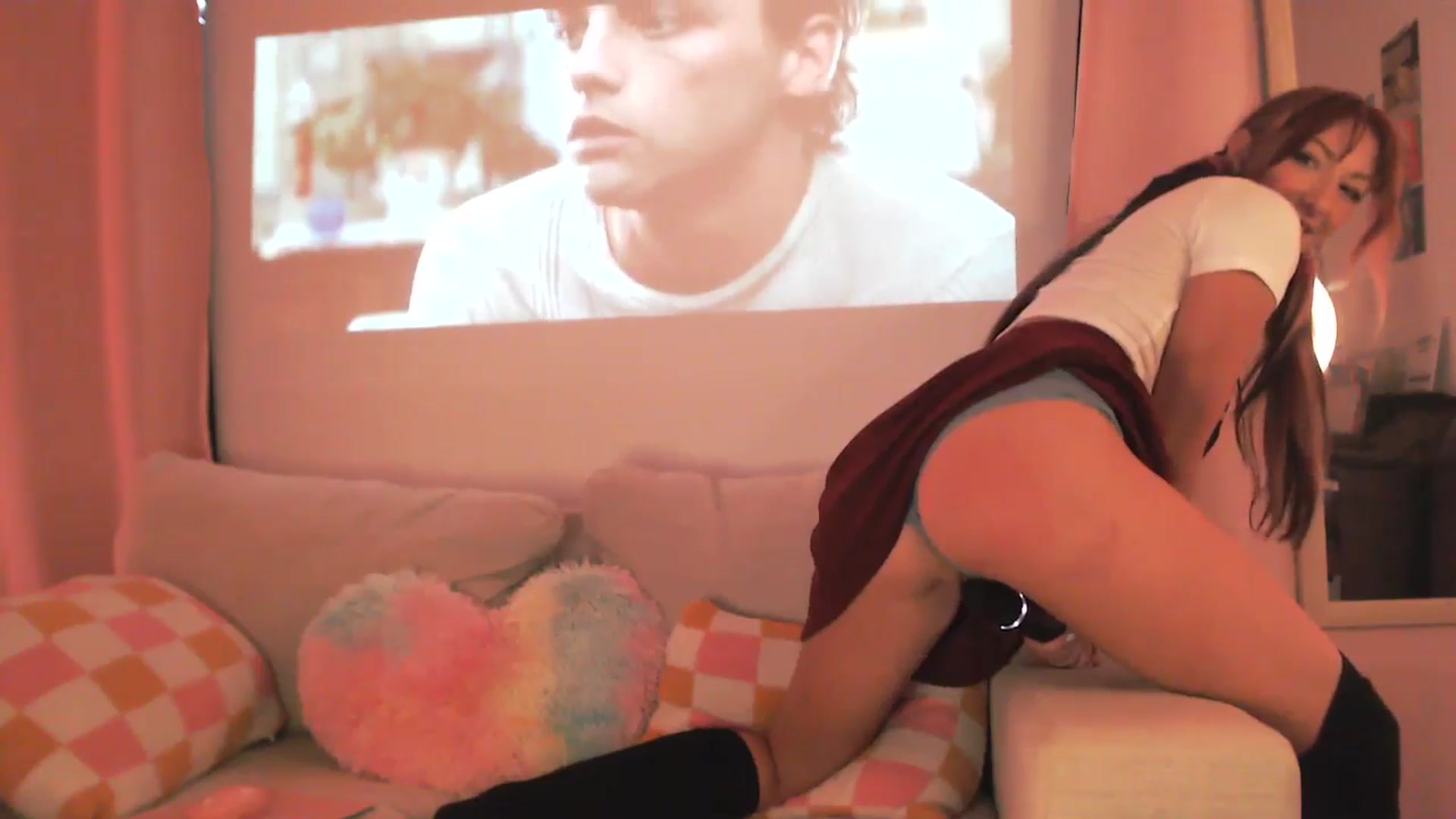 Gallery image thumbnail from AnnaFaux's myfreecams stream on, 07/01/2025, 24:44 image 14 of 20