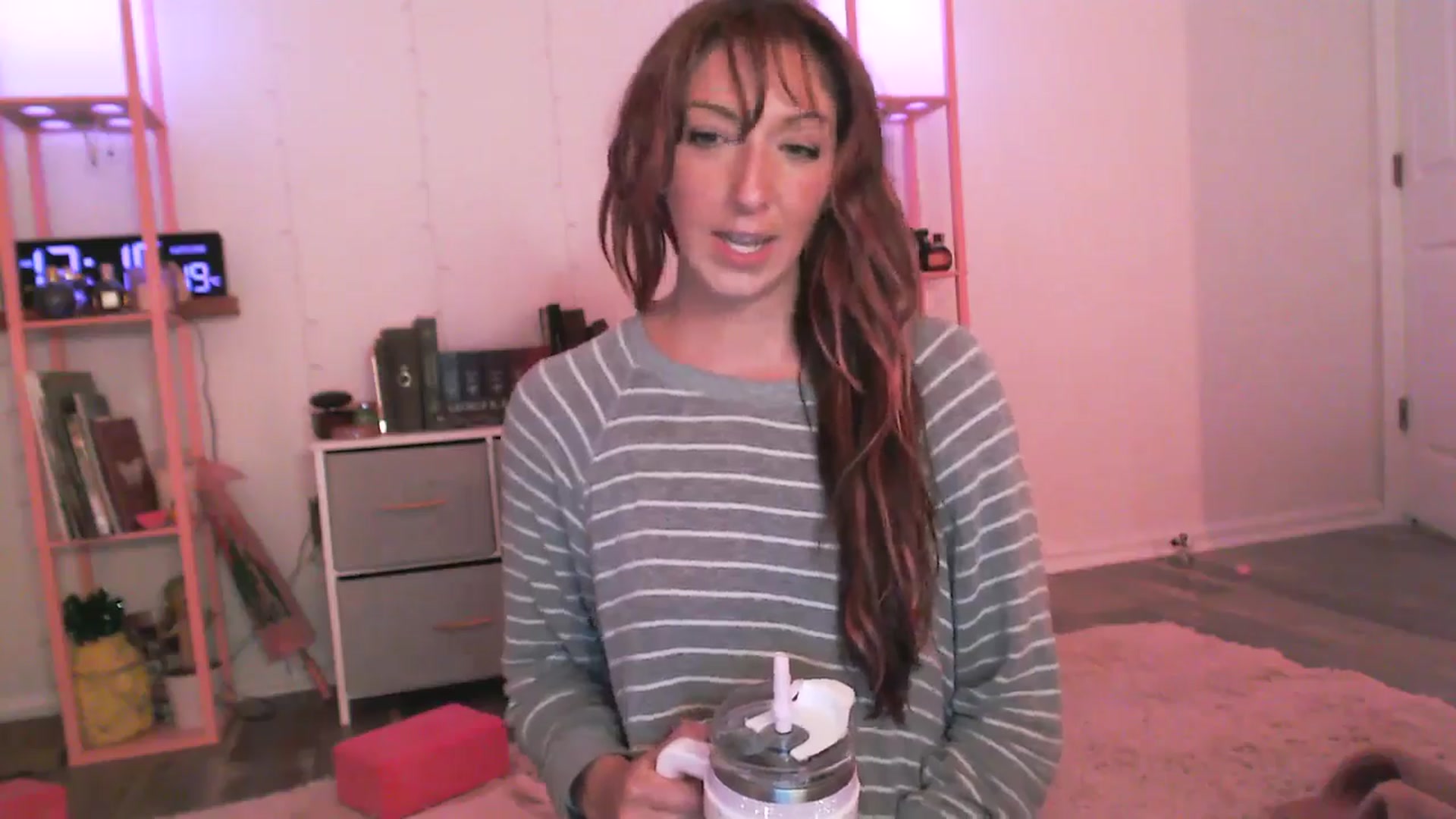 Gallery image thumbnail from AnnaFaux's myfreecams stream on, 07/13/2025, 04:18 image 19 of 20