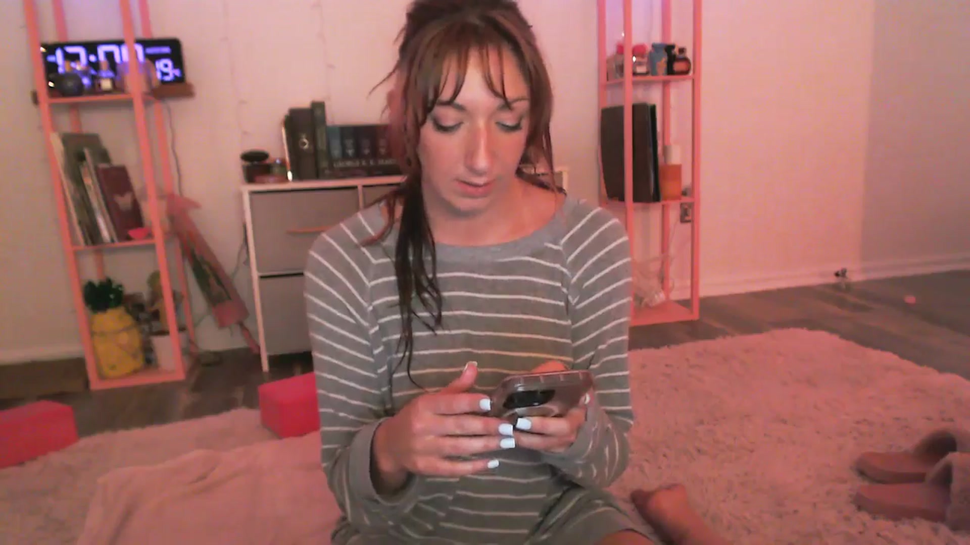Gallery image thumbnail from AnnaFaux's myfreecams stream on, 07/13/2025, 04:18 image 8 of 20