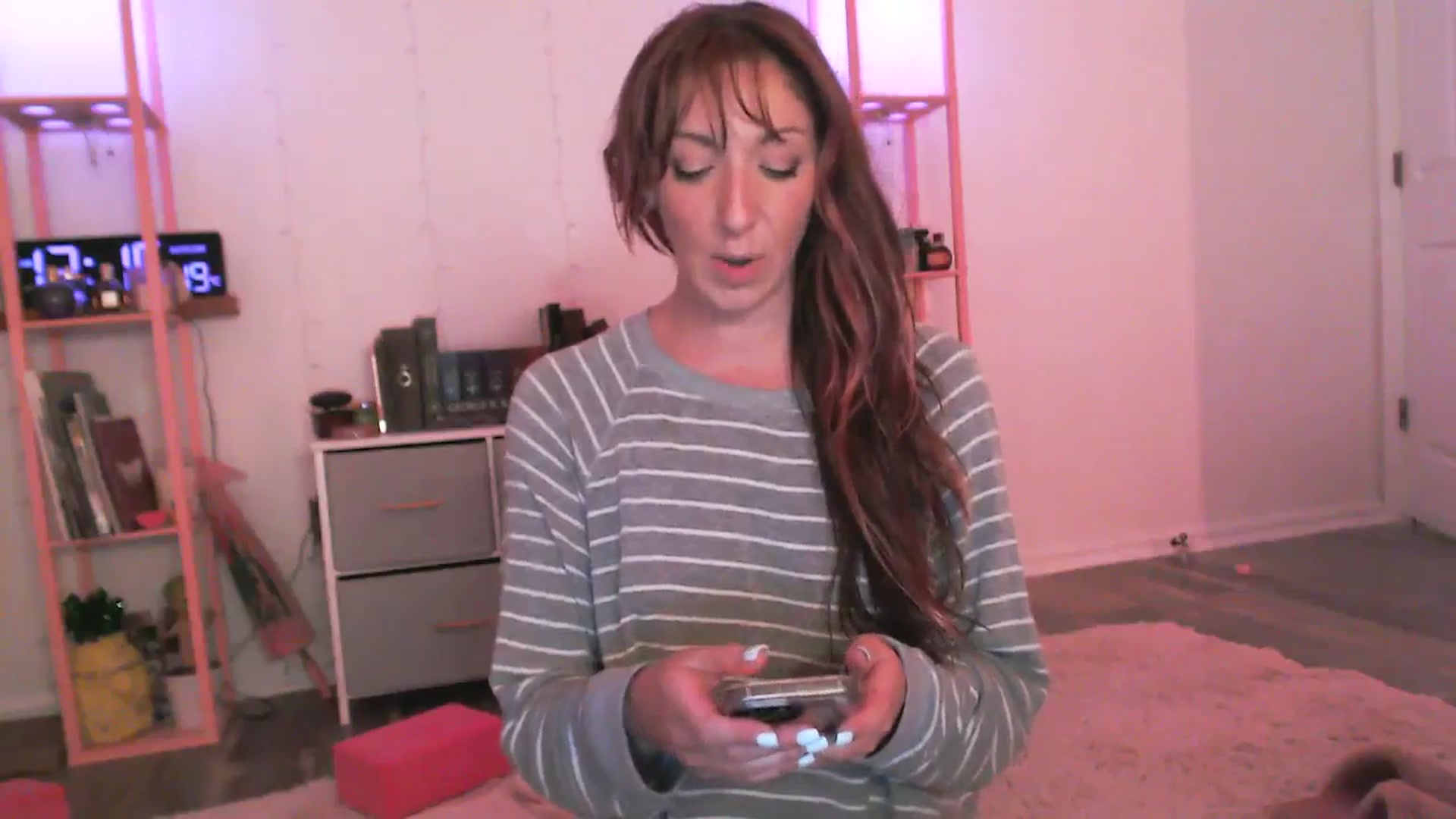 Gallery image thumbnail from AnnaFaux's myfreecams stream on, 07/13/2025, 04:18 image 18 of 20