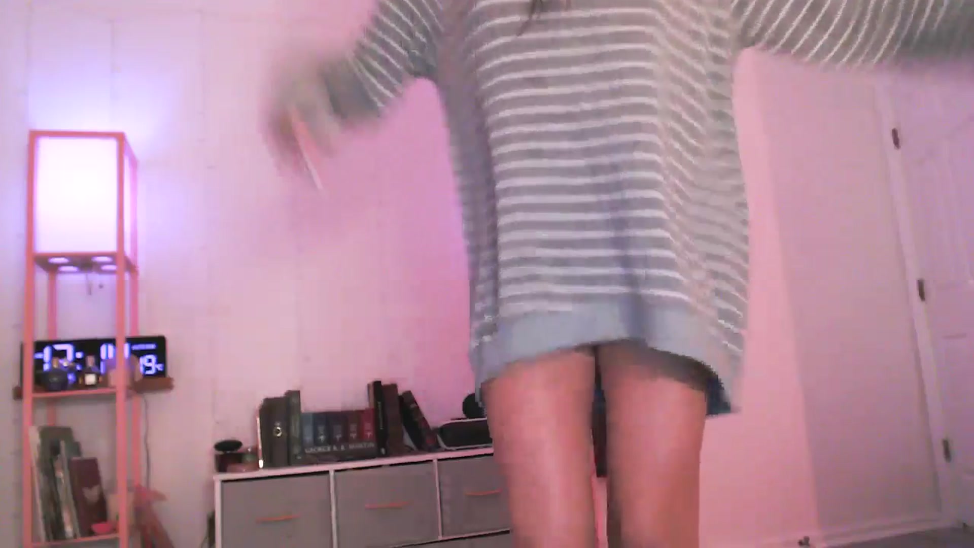 Gallery image thumbnail from AnnaFaux's myfreecams stream on, 07/13/2025, 04:18 image 17 of 20