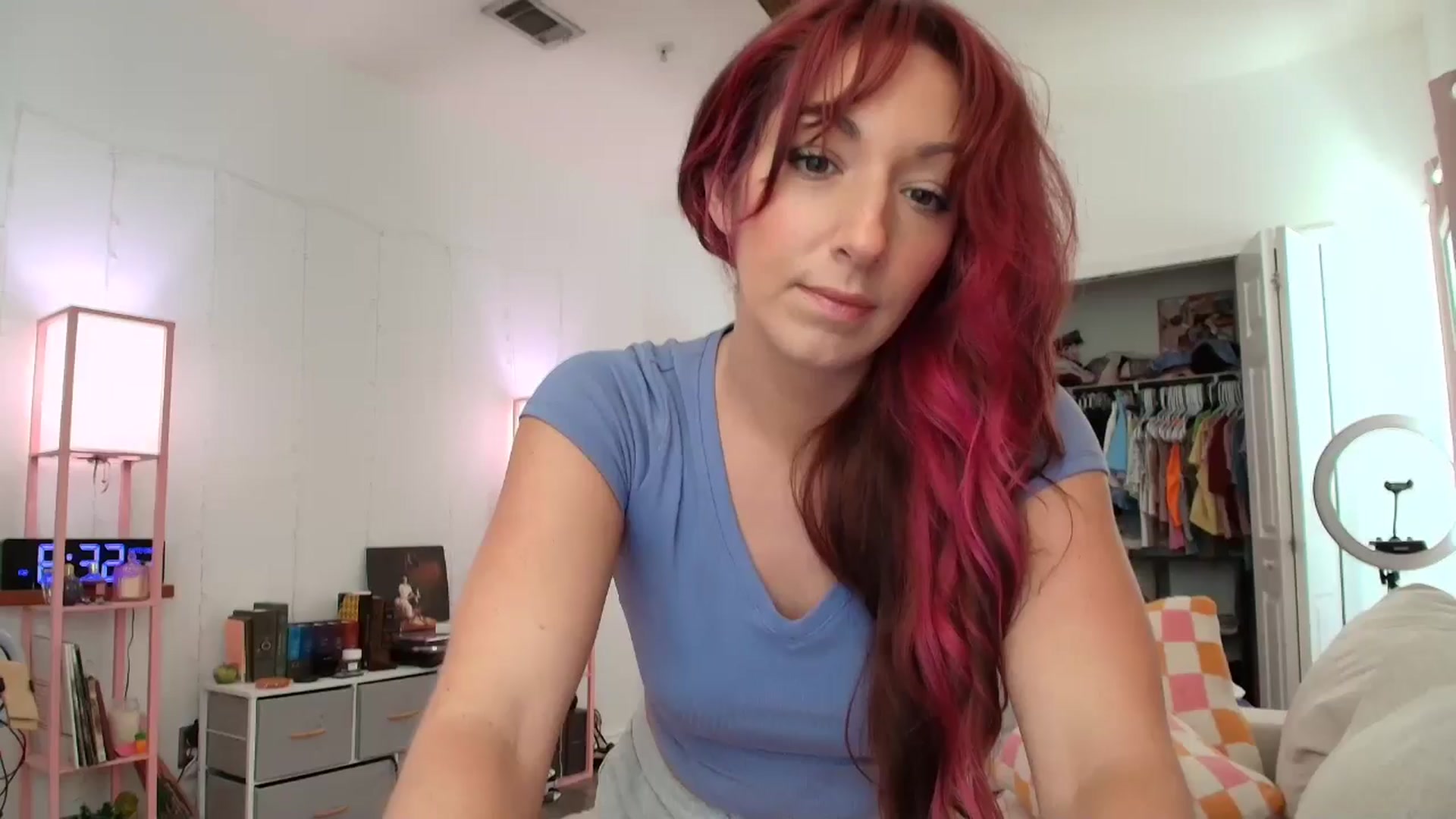 Gallery image thumbnail from AnnaFaux's myfreecams stream on, 07/19/2025, 01:49 image 1 of 20