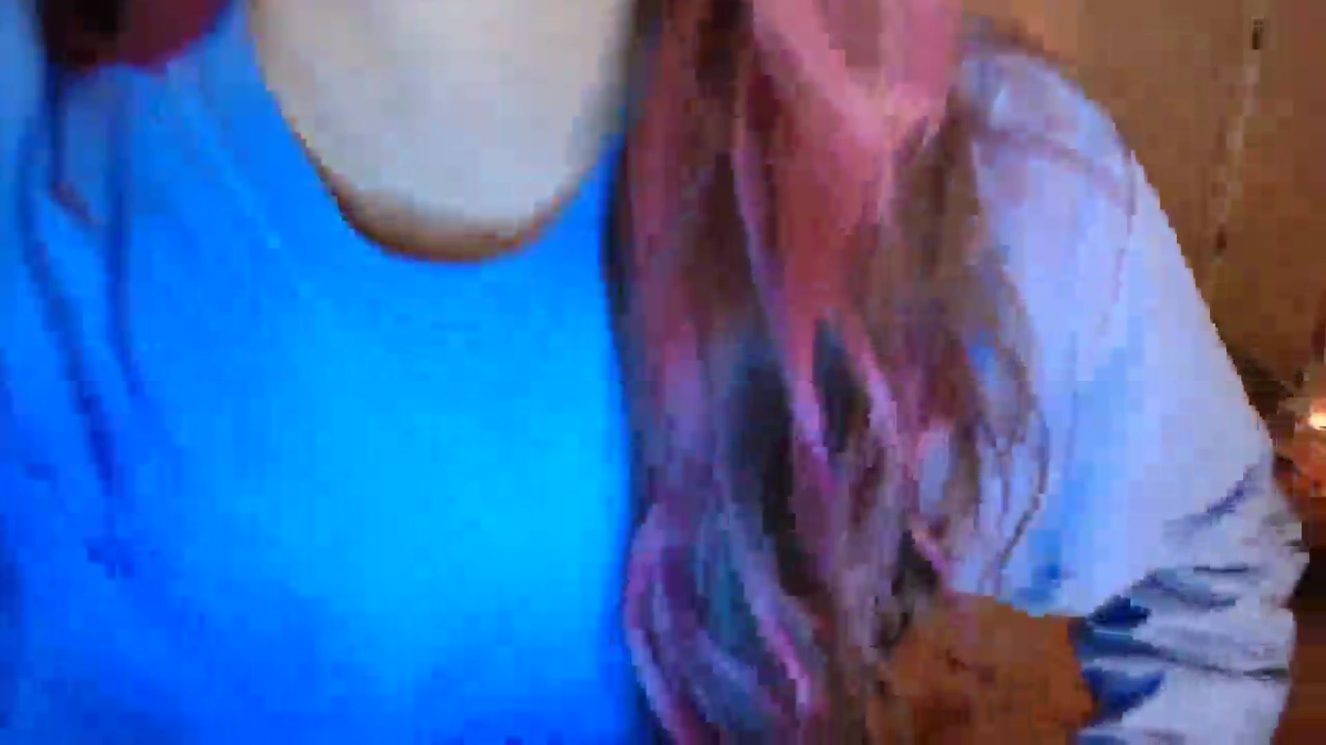 Gallery image thumbnail from AnnaFaux's myfreecams stream on, 07/19/2025, 04:22 image 17 of 20