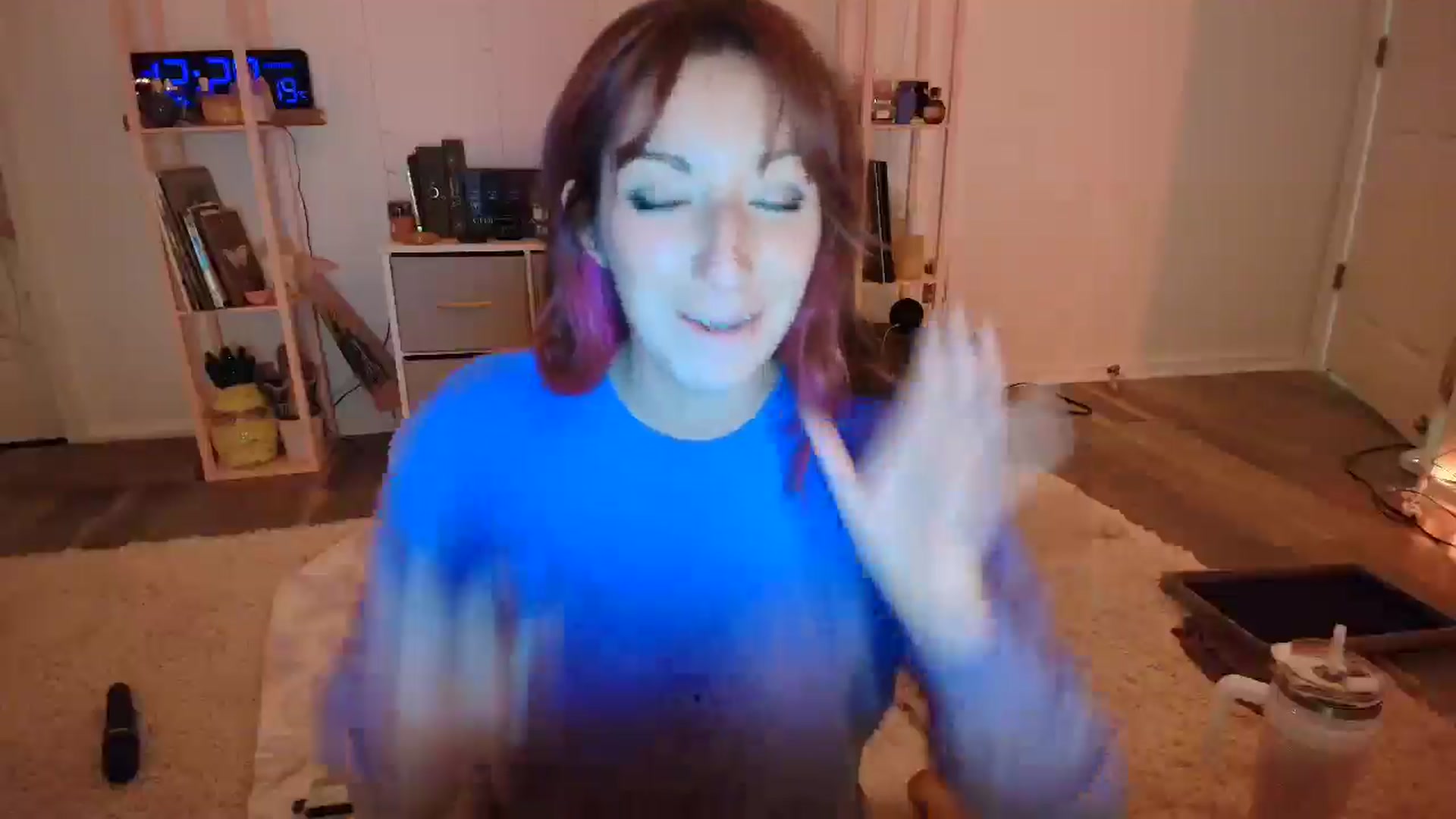 Gallery image thumbnail from AnnaFaux's myfreecams stream on, 07/19/2025, 04:22 image 20 of 20