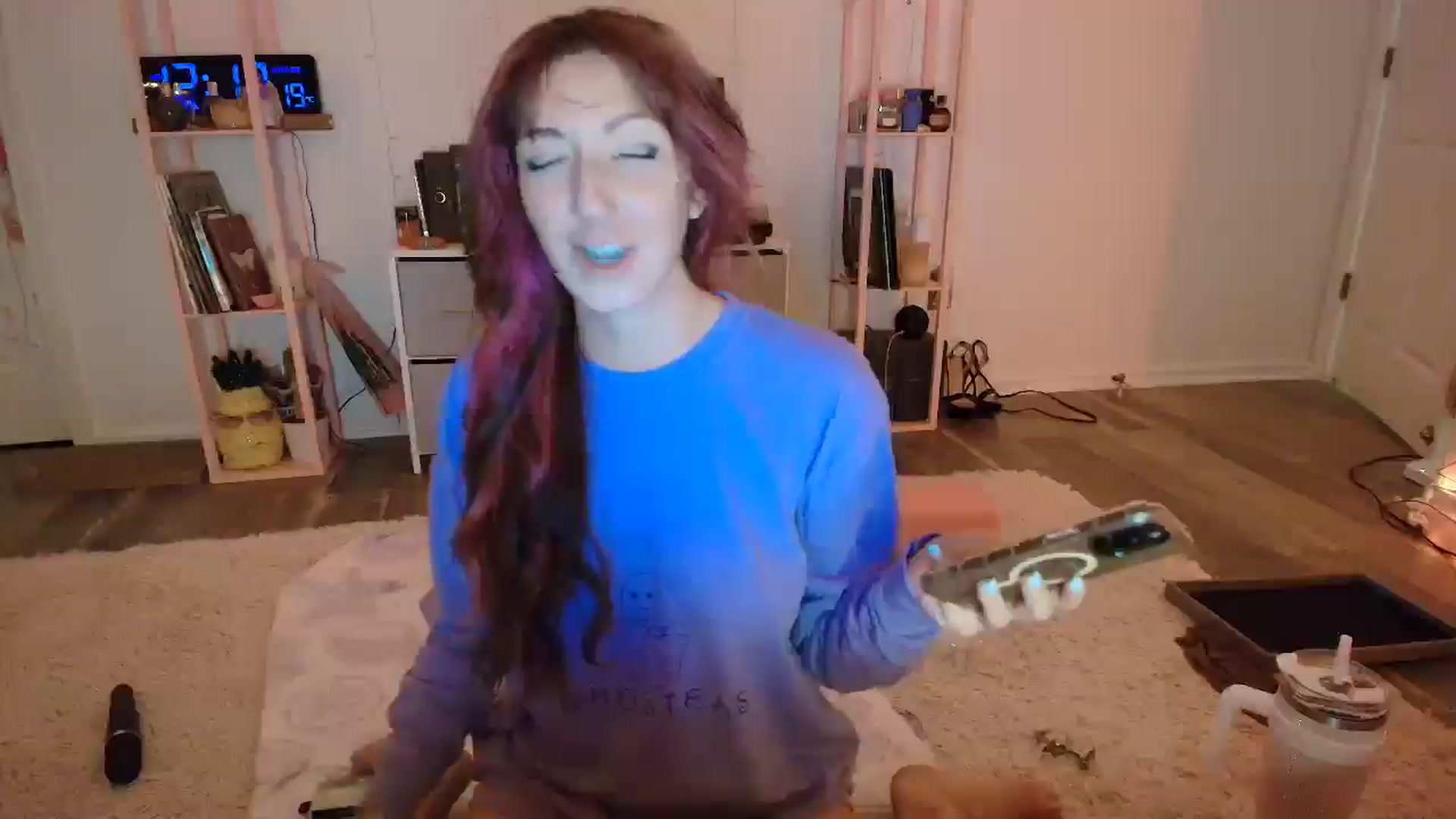 Gallery image thumbnail from AnnaFaux's myfreecams stream on, 07/19/2025, 04:22 image 15 of 20