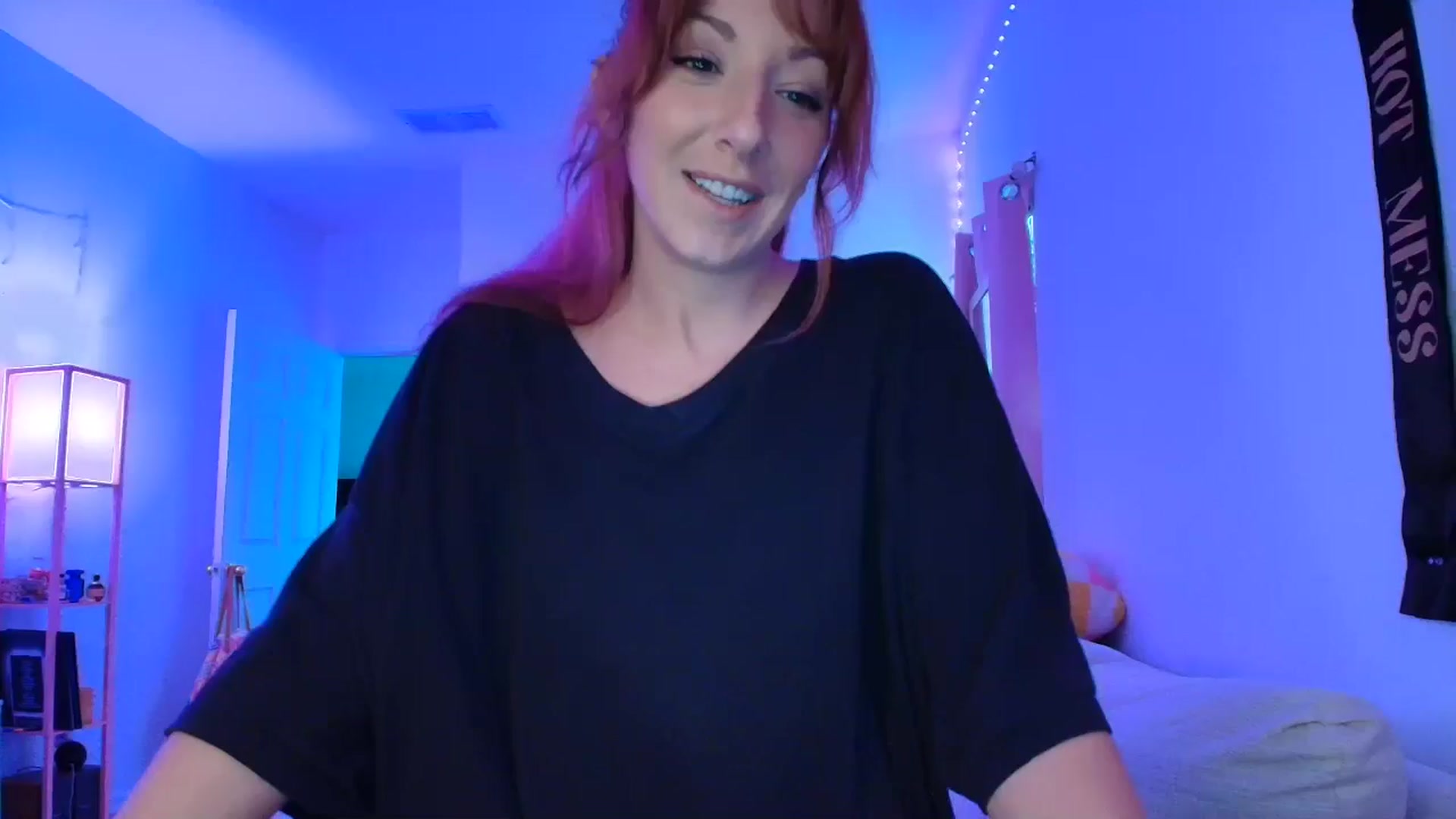 Gallery image thumbnail from AnnaFaux's myfreecams stream on, 07/25/2025, 02:01 image 1 of 20