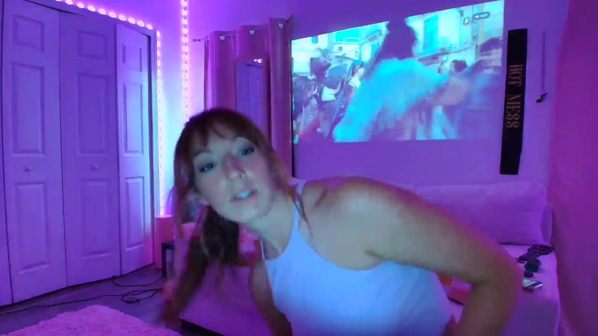 Gallery image thumbnail from AnnaFaux's myfreecams stream on, 07/29/2025, 24:02 image 13 of 20