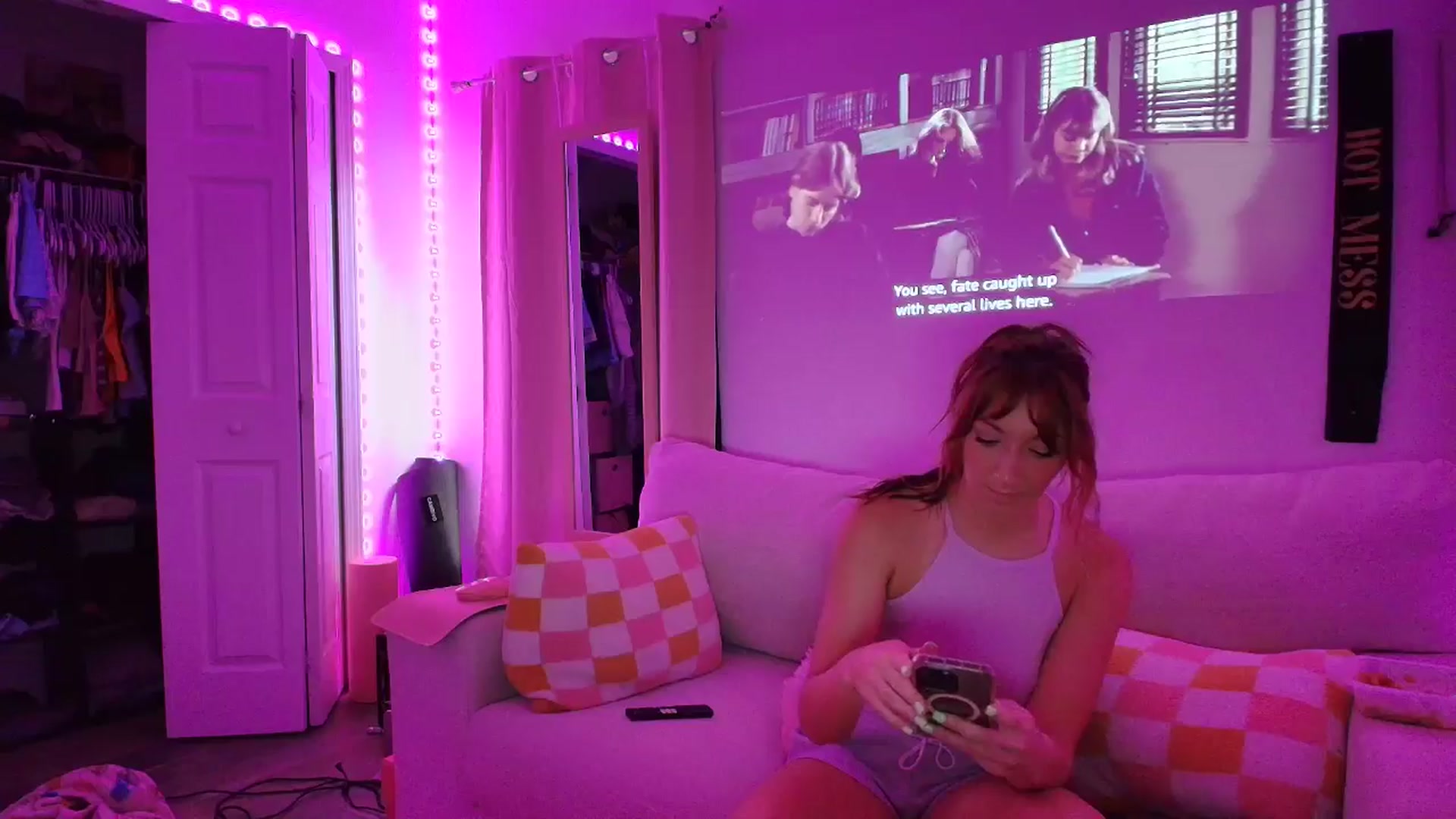 Gallery image thumbnail from AnnaFaux's myfreecams stream on, 07/29/2025, 24:02 image 17 of 20