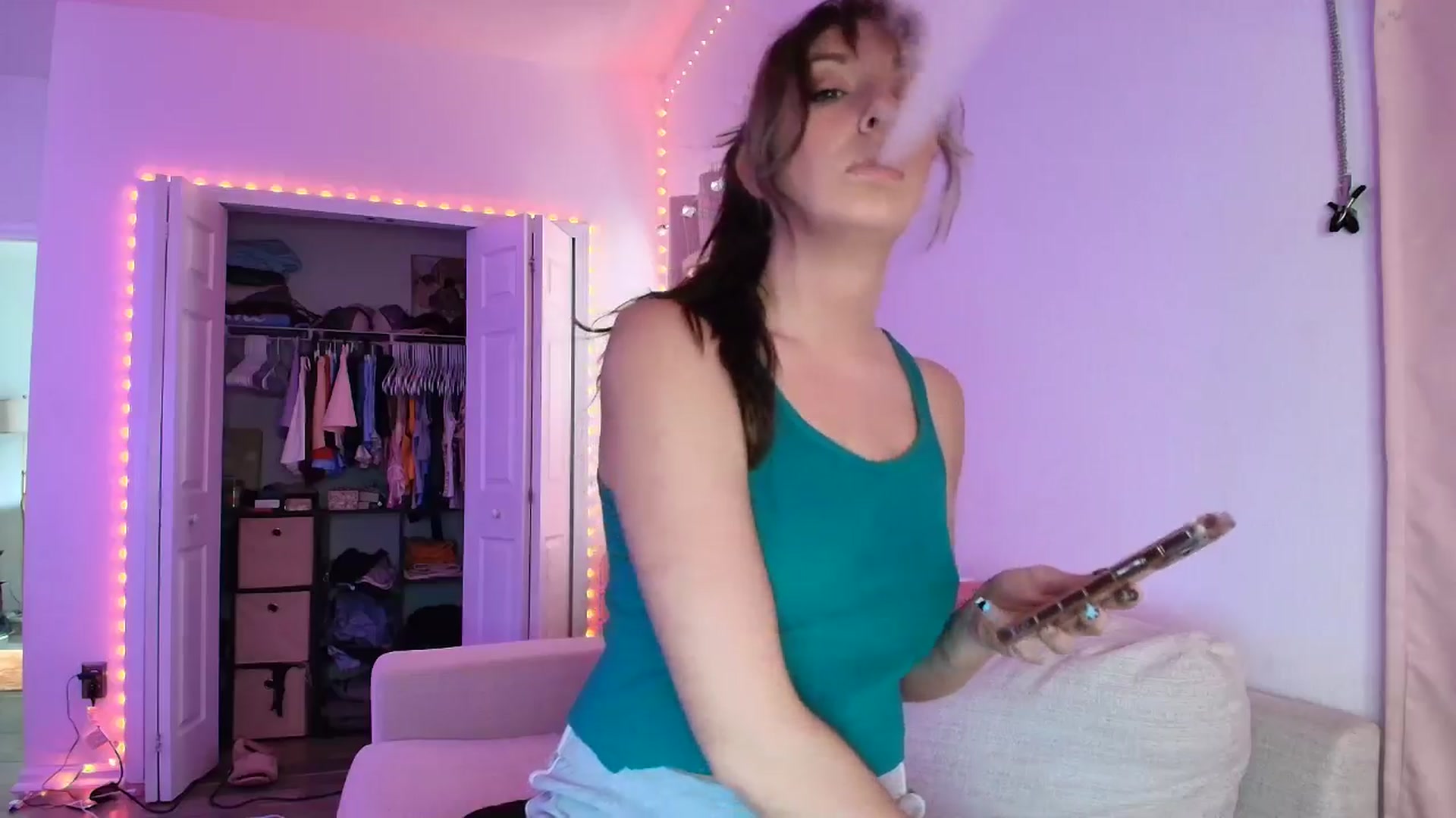 Gallery image thumbnail from AnnaFaux's myfreecams stream on, 09/10/2025, 23:20 image 5 of 20