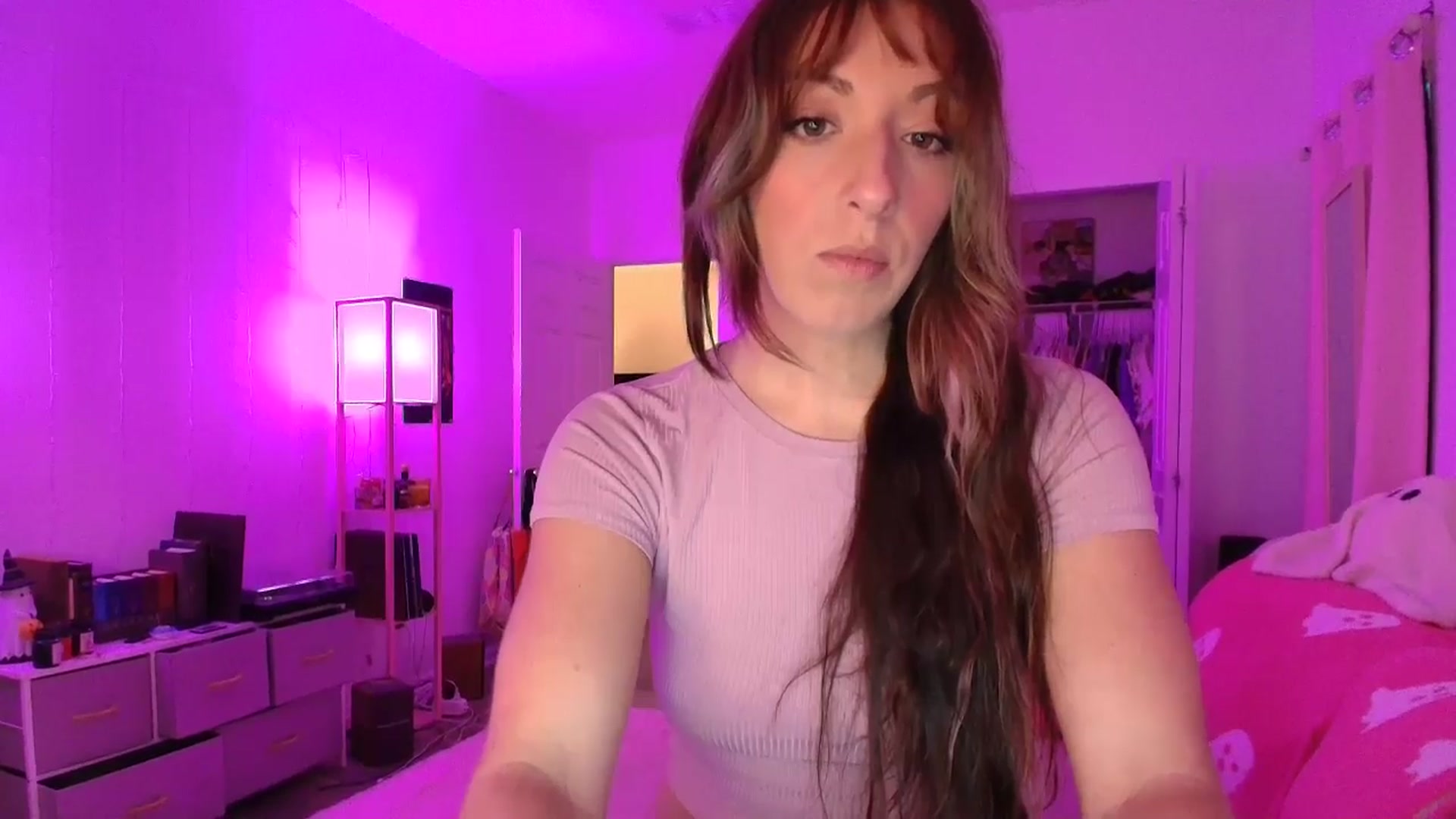 Gallery image thumbnail from AnnaFaux's myfreecams stream on, 09/25/2025, 23:43 image 2 of 20