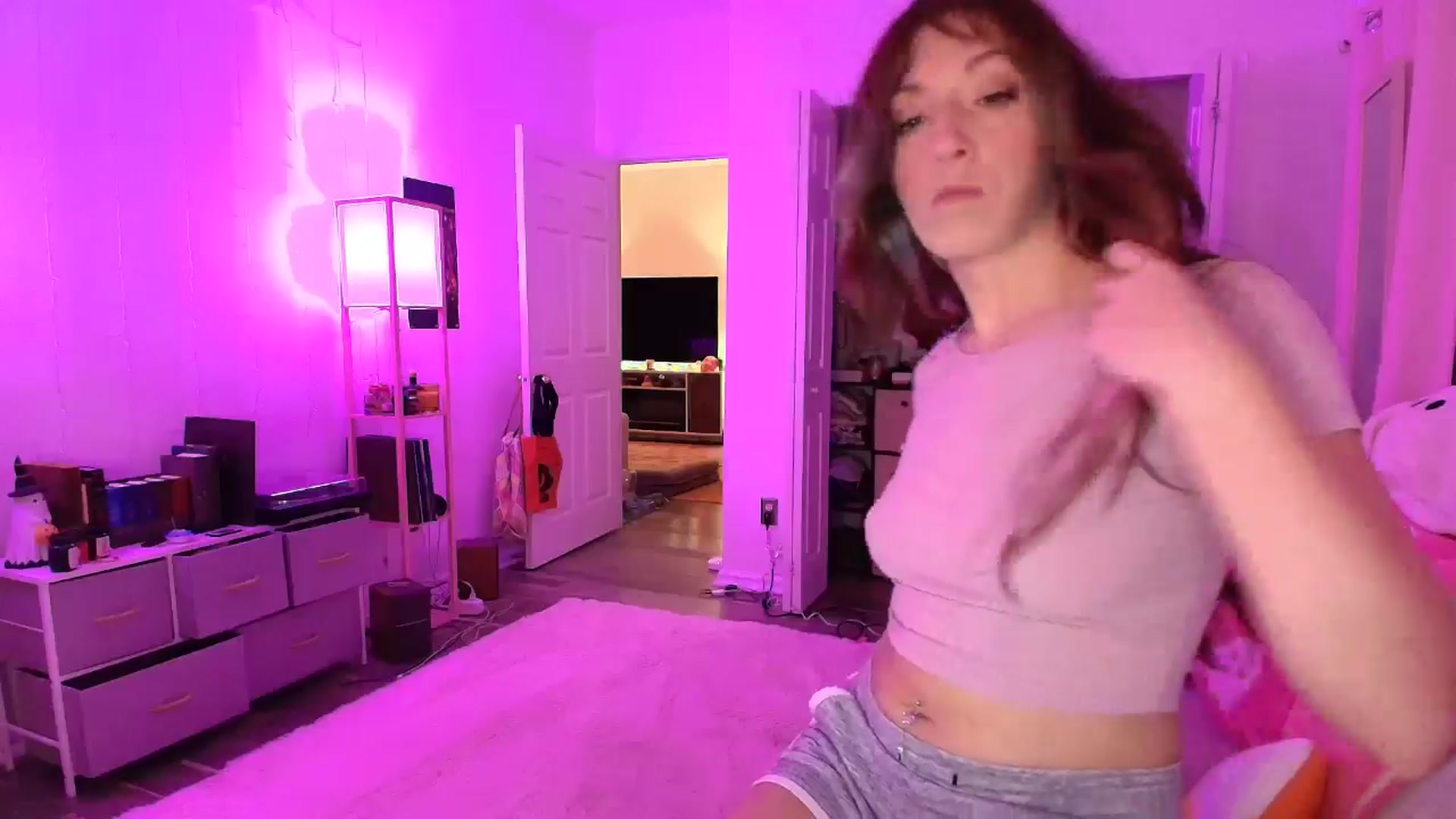 Gallery image thumbnail from AnnaFaux's myfreecams stream on, 09/25/2025, 23:43 image 5 of 20