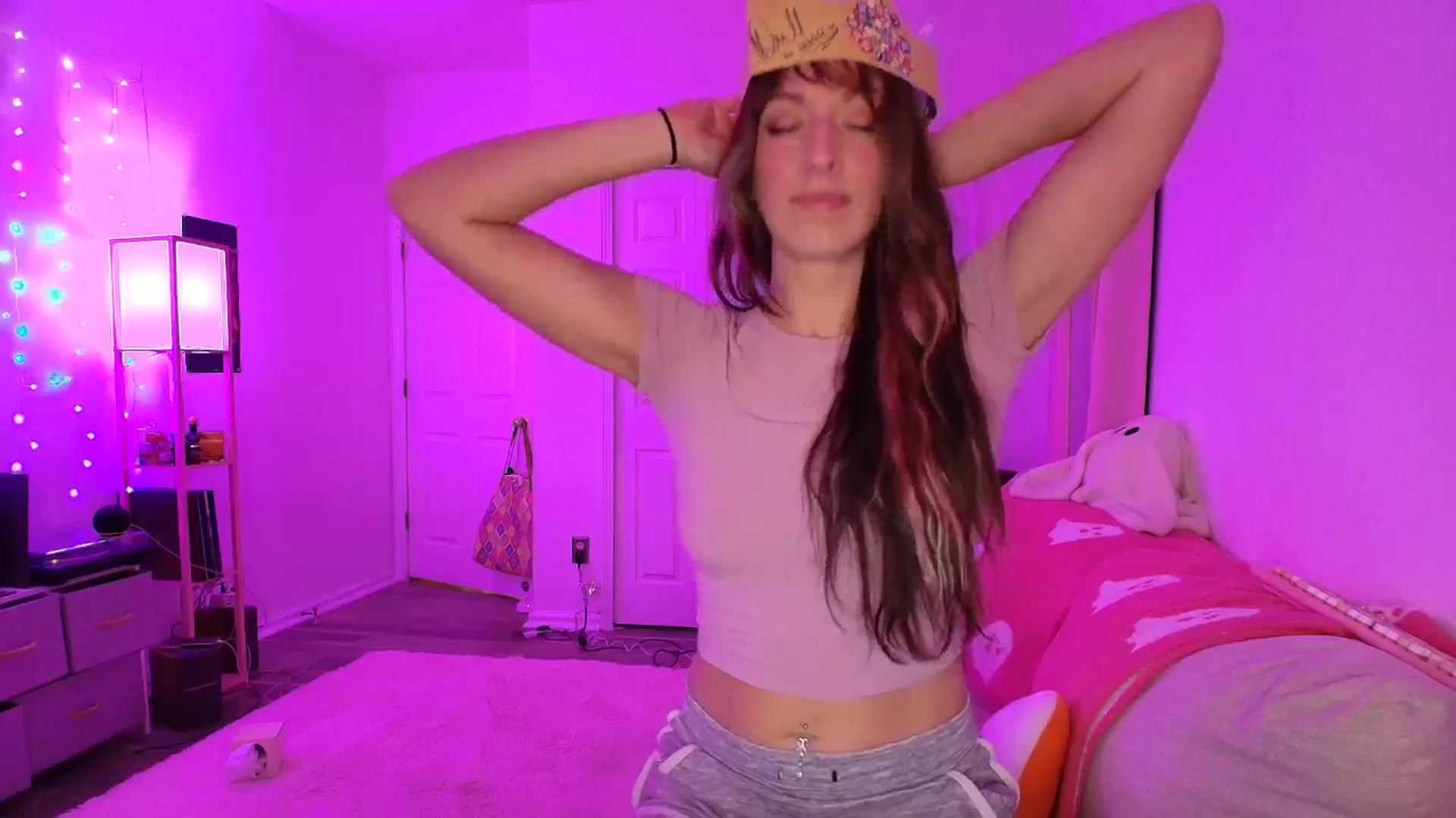 Gallery image thumbnail from AnnaFaux's myfreecams stream on, 09/25/2025, 23:43 image 12 of 20