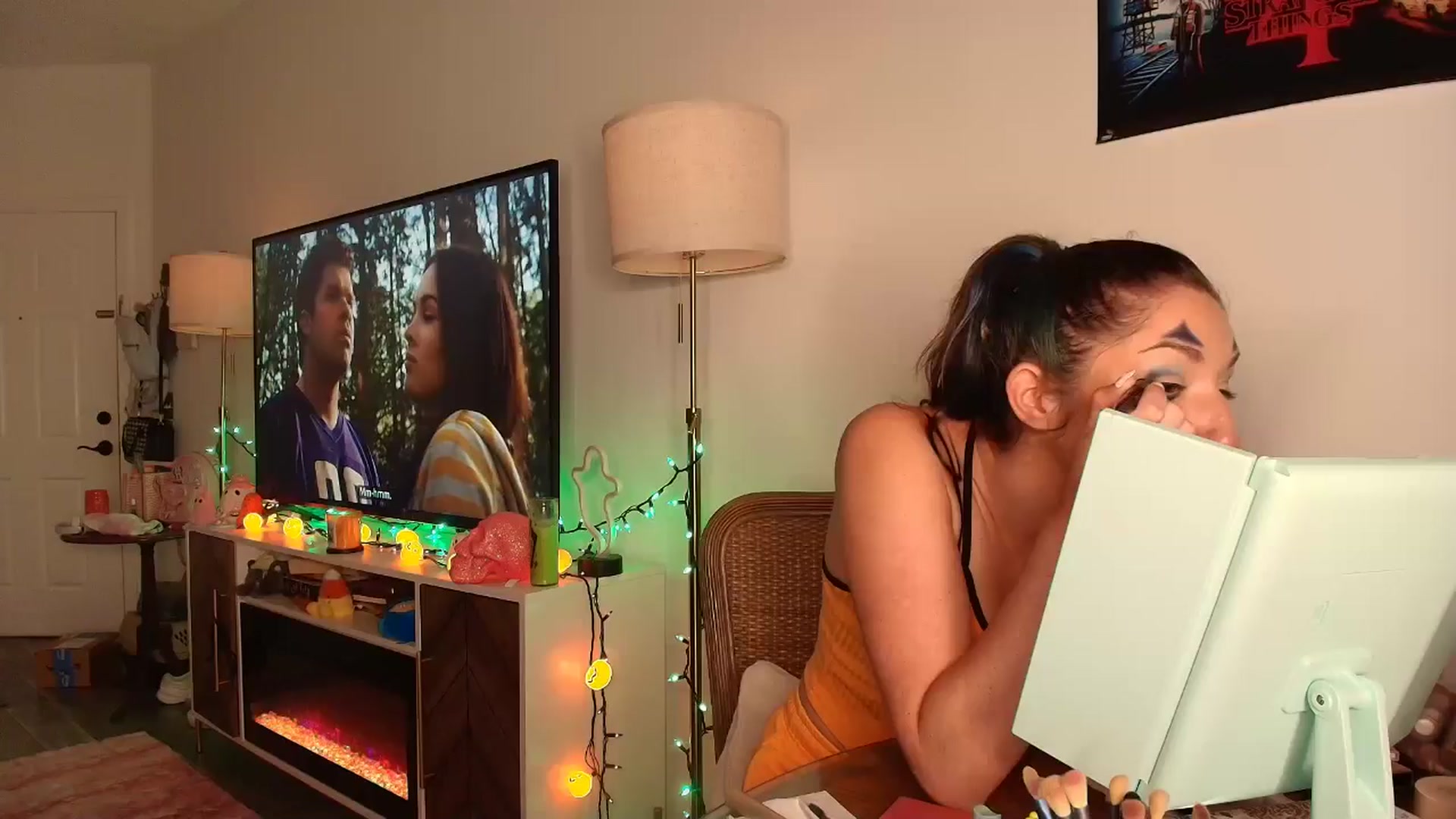 Gallery image thumbnail from AnnaFaux's myfreecams stream on, 10/02/2025, 24:48 image 2 of 20