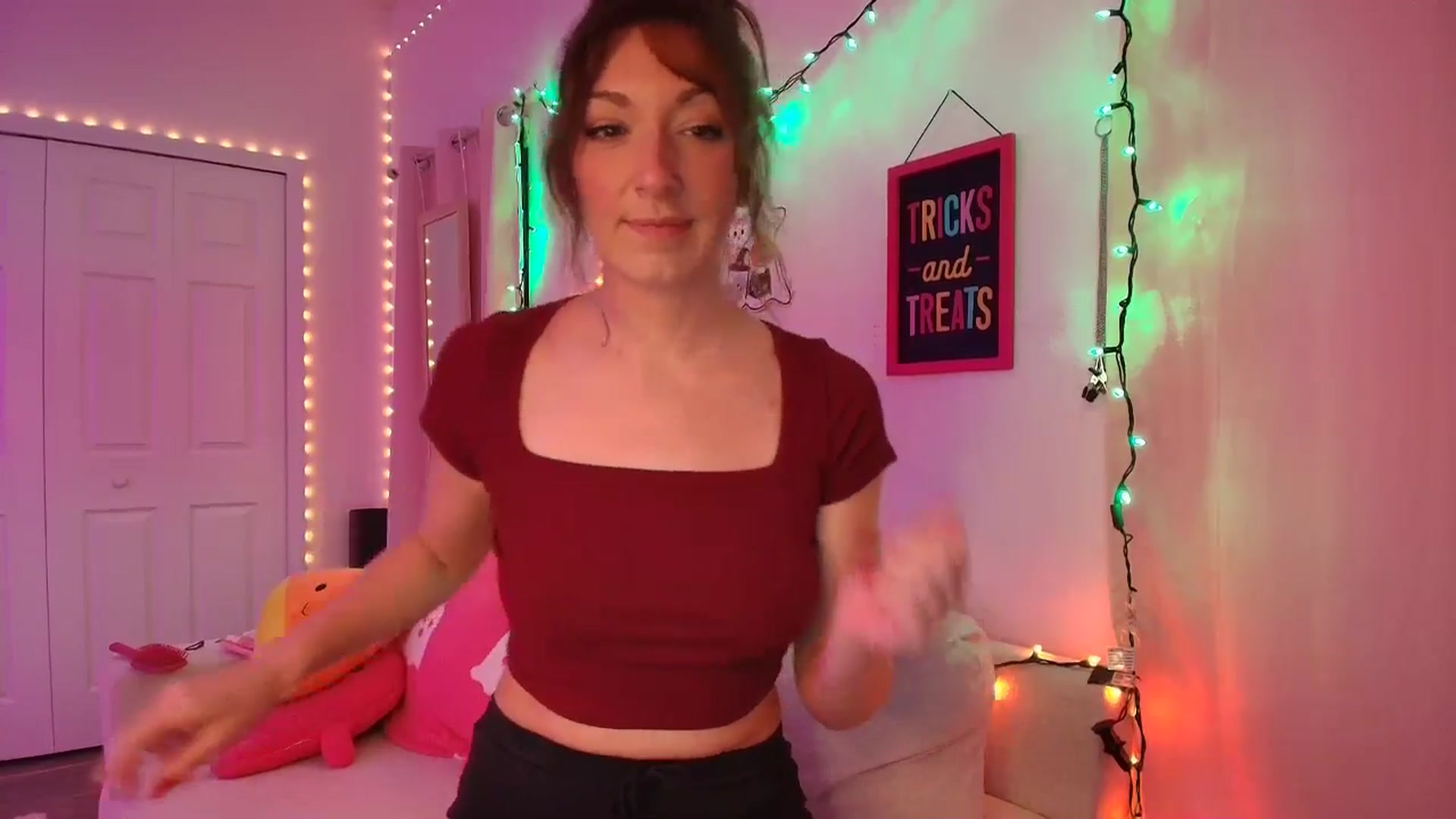 Gallery image thumbnail from AnnaFaux's myfreecams stream on, 10/15/2025, 01:05 image 13 of 20