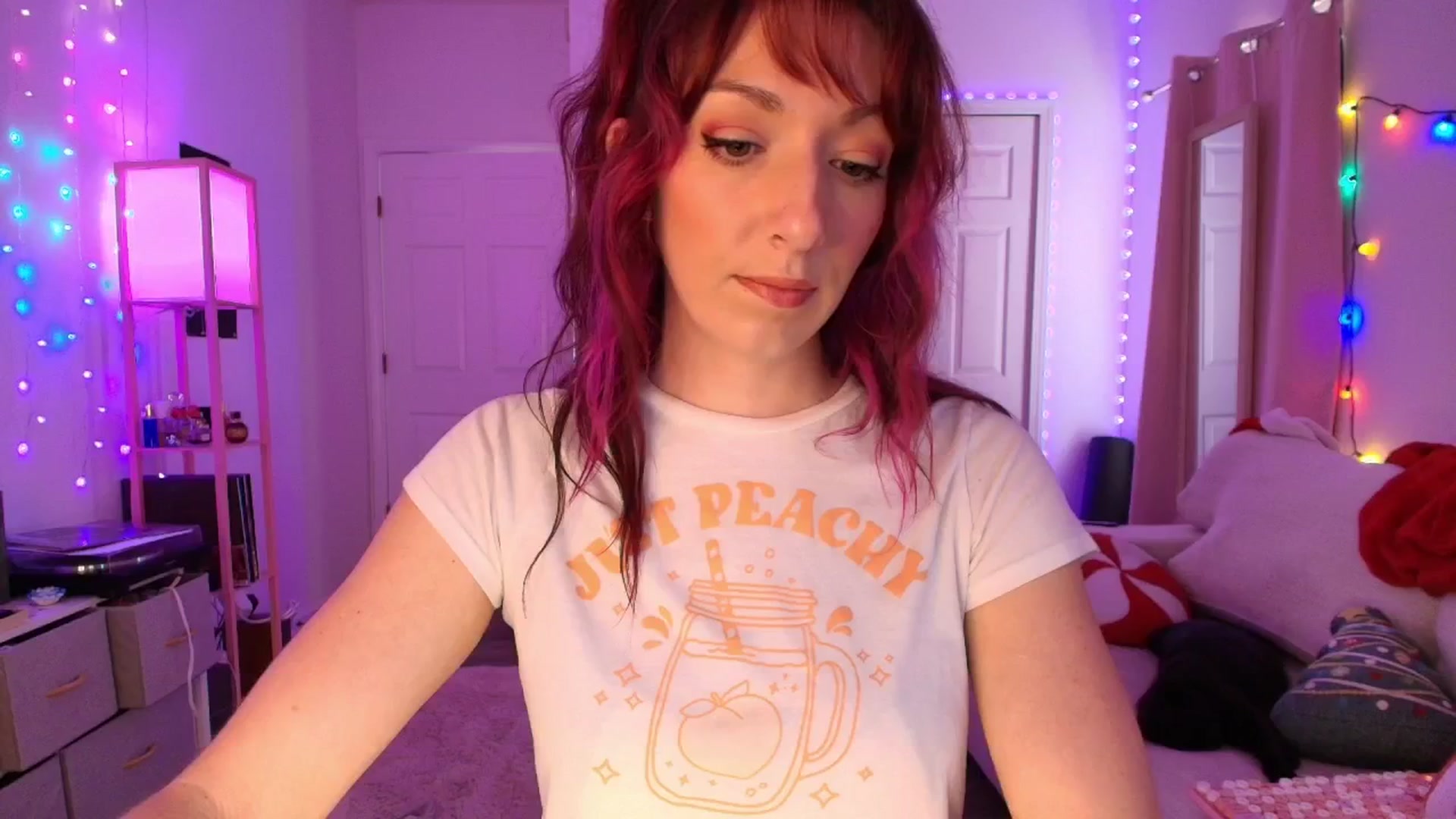 Gallery image thumbnail from AnnaFaux's myfreecams stream on, 11/21/2025, 18:30 image 6 of 20