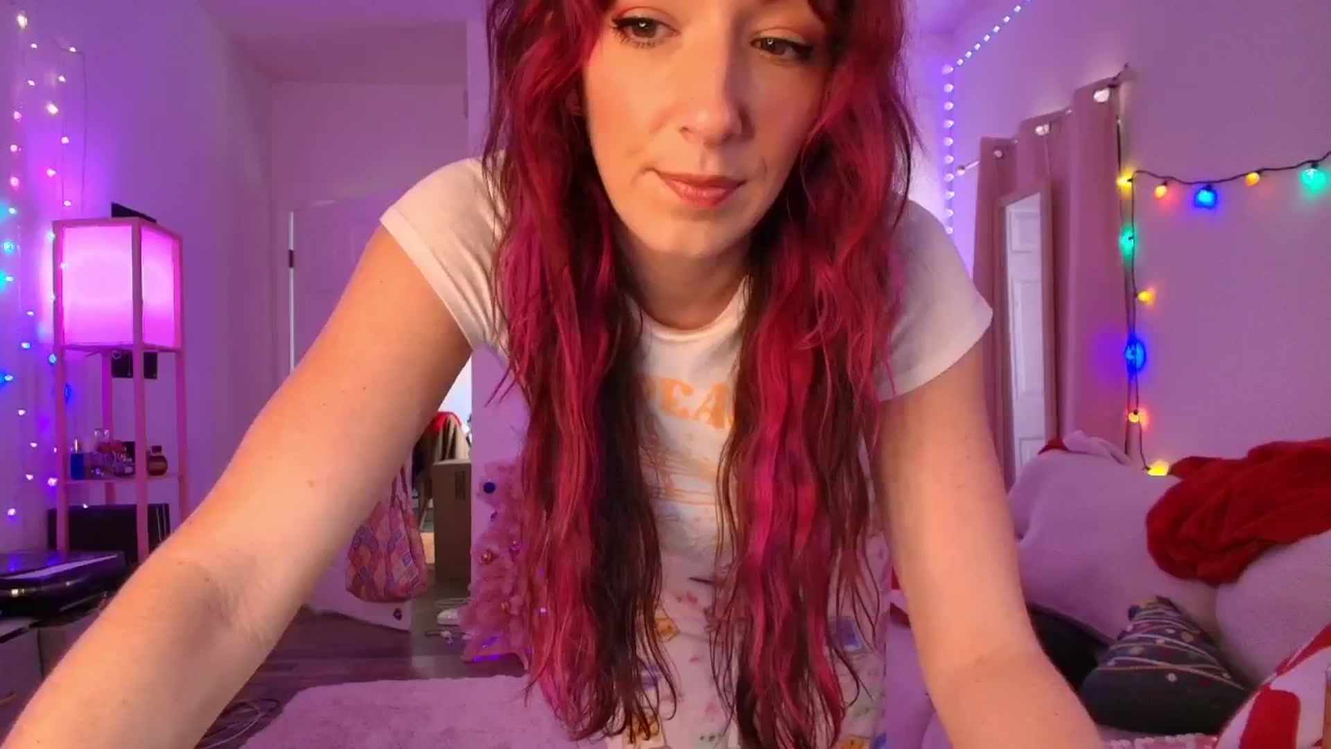 Gallery image thumbnail from AnnaFaux's myfreecams stream on, 11/21/2025, 18:30 image 18 of 20