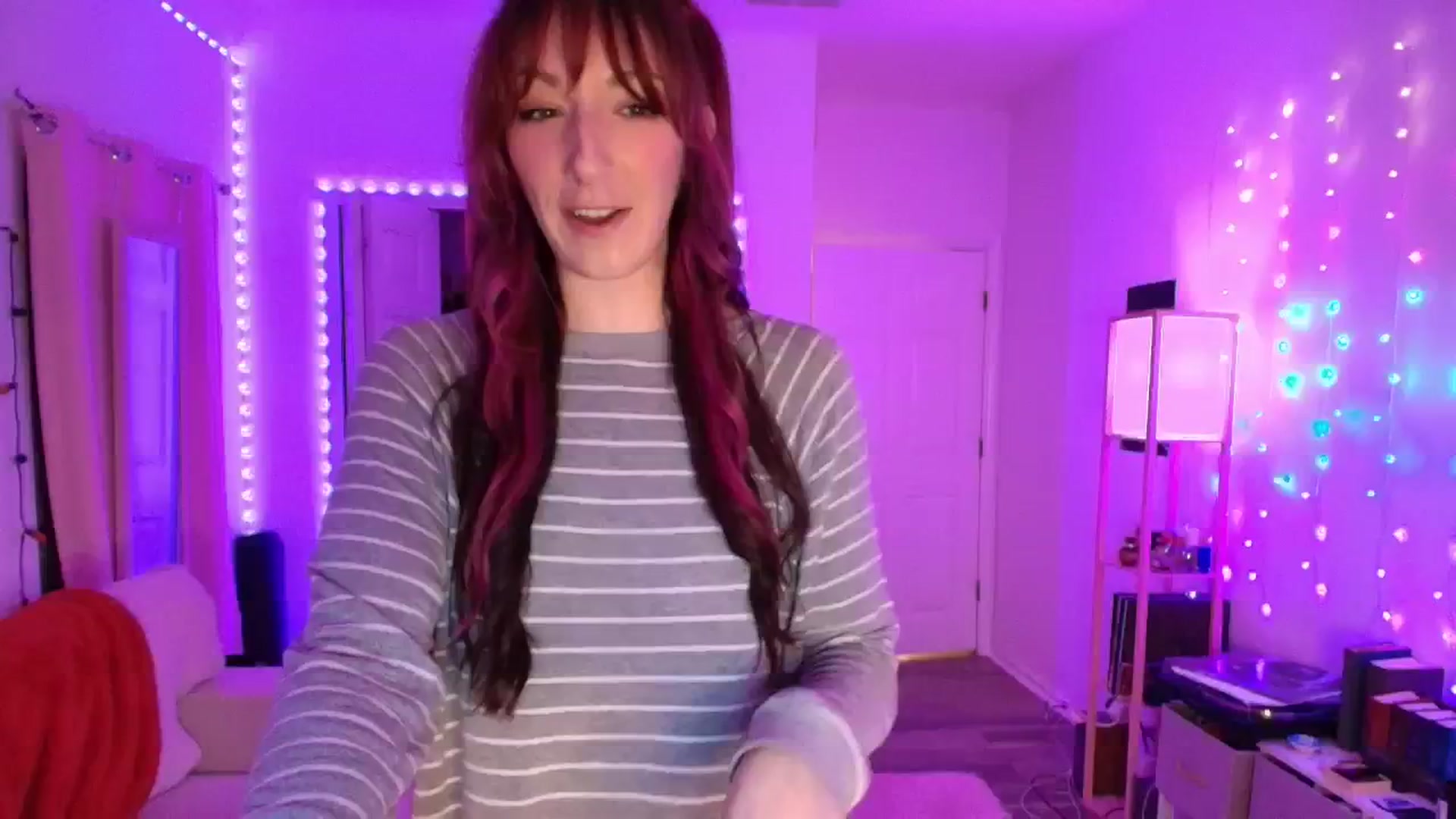 Gallery image thumbnail from AnnaFaux's myfreecams stream on, 11/25/2025, 07:26 image 3 of 20