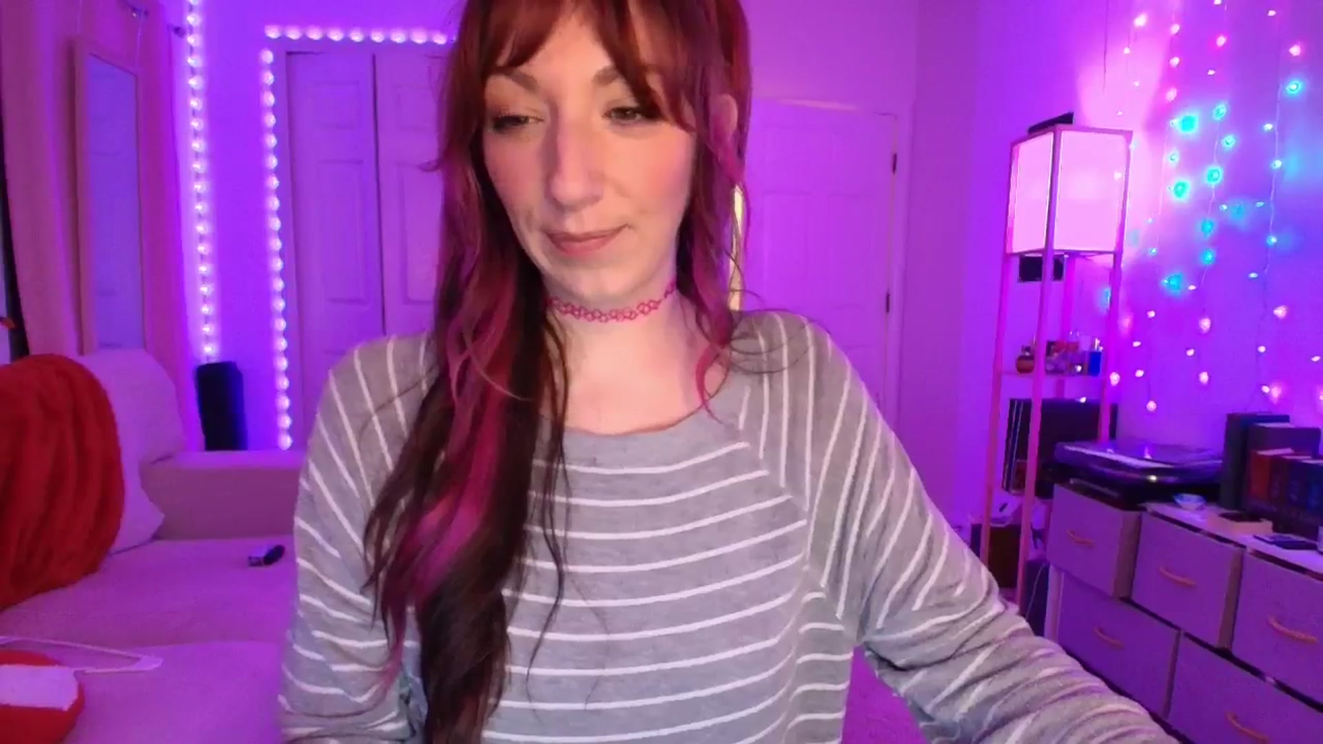 Gallery image thumbnail from AnnaFaux's myfreecams stream on, 11/25/2025, 07:26 image 17 of 20