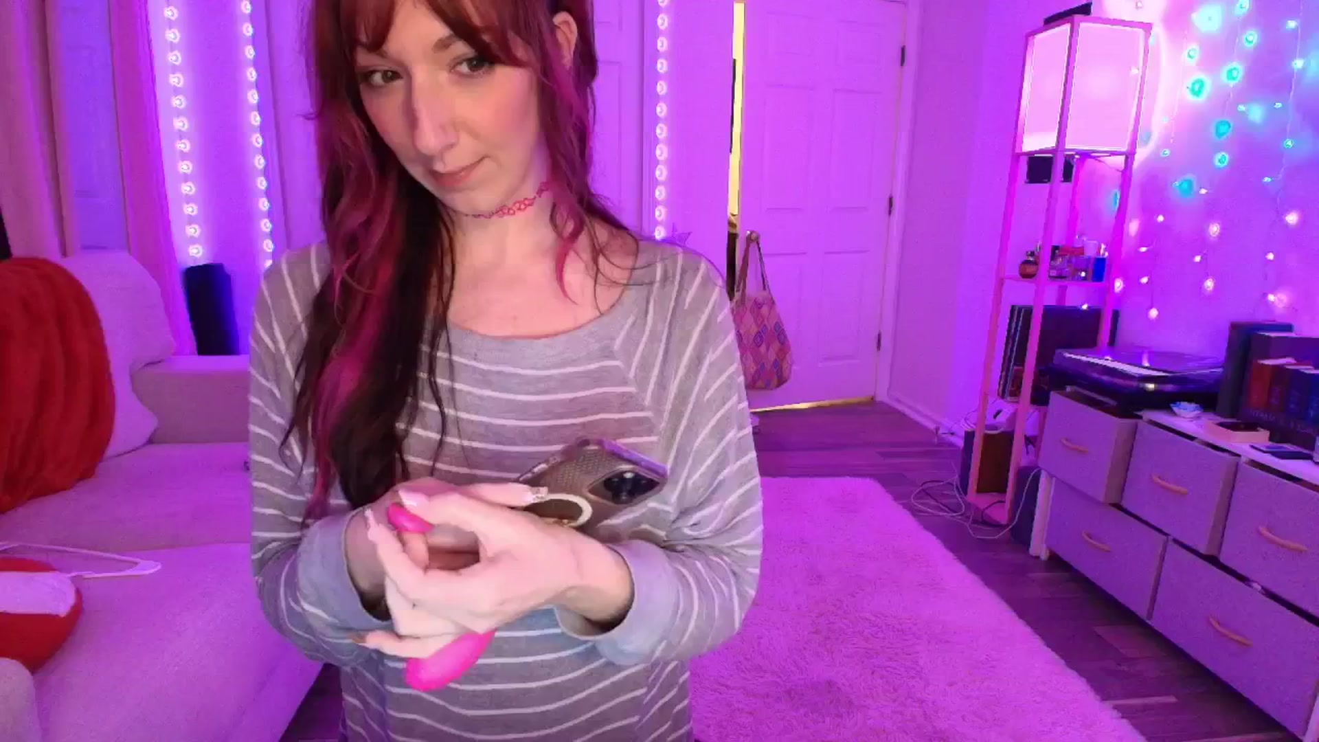 Gallery image thumbnail from AnnaFaux's myfreecams stream on, 11/25/2025, 07:26 image 16 of 20