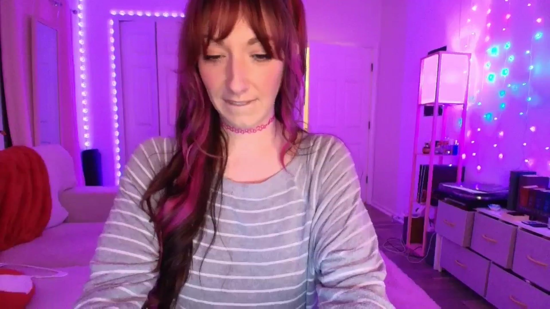 Gallery image thumbnail from AnnaFaux's myfreecams stream on, 11/25/2025, 08:54 image 15 of 20