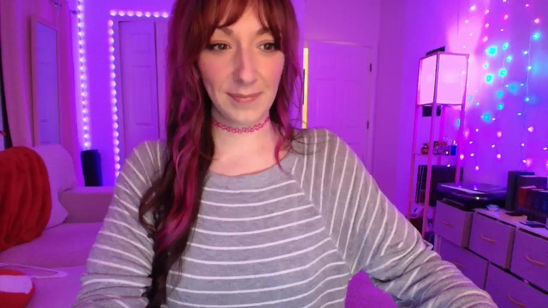 Gallery image thumbnail from AnnaFaux's myfreecams stream on, 11/25/2025, 08:54 image 19 of 20