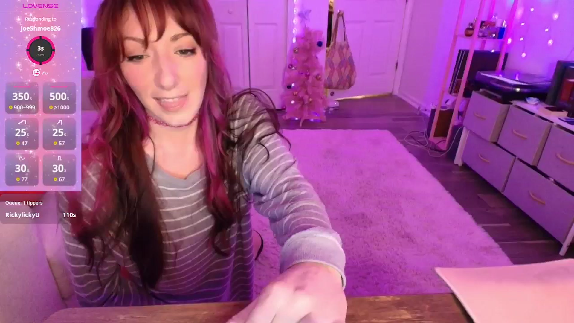 Gallery image thumbnail from AnnaFaux's myfreecams stream on, 11/25/2025, 08:15 image 2 of 20
