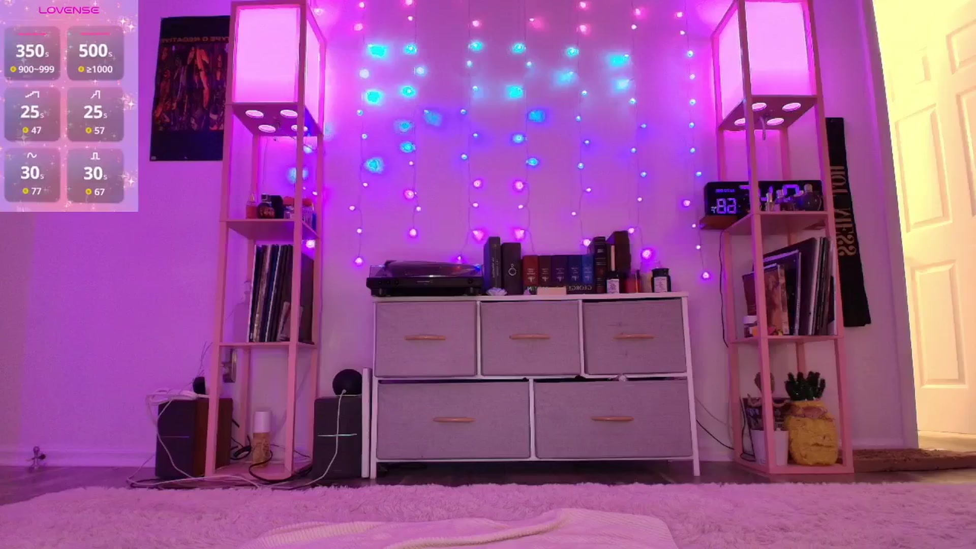 Gallery image thumbnail from AnnaFaux's myfreecams stream on, 11/25/2025, 08:18 image 3 of 20