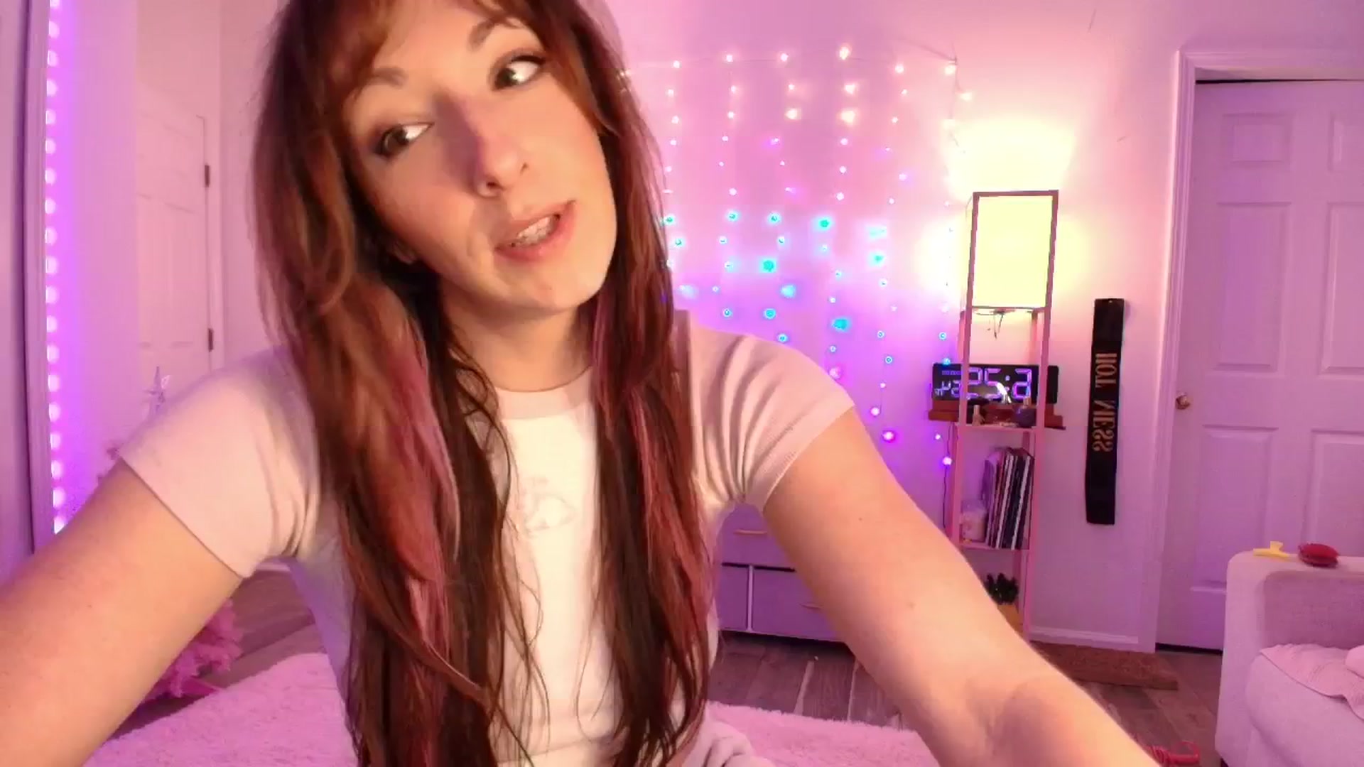 Gallery image thumbnail from AnnaFaux's myfreecams stream on, 01/15/2026, 24:02 image 3 of 20