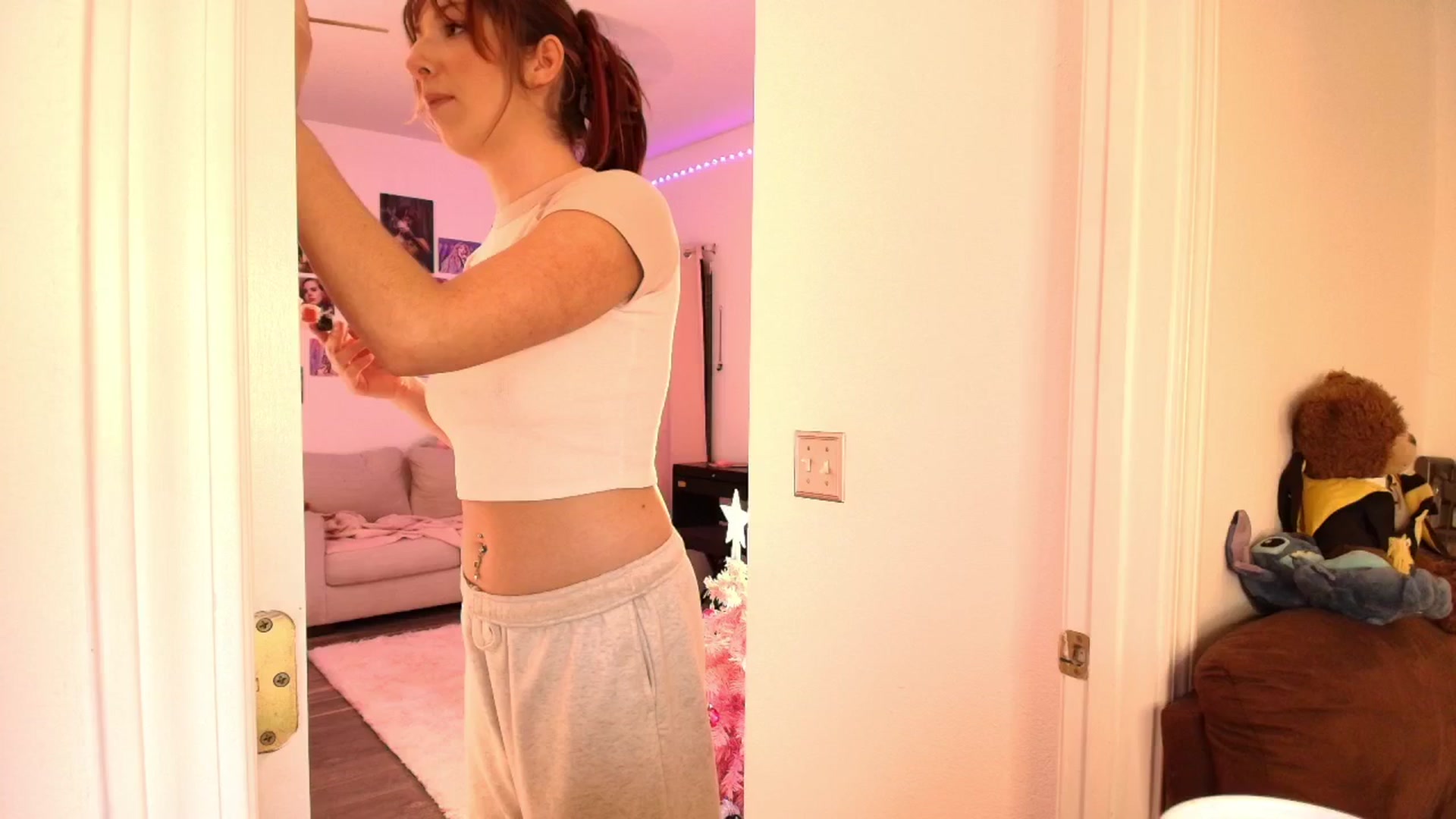 Gallery image thumbnail from AnnaFaux's myfreecams stream on, 01/15/2026, 01:37 image 4 of 20